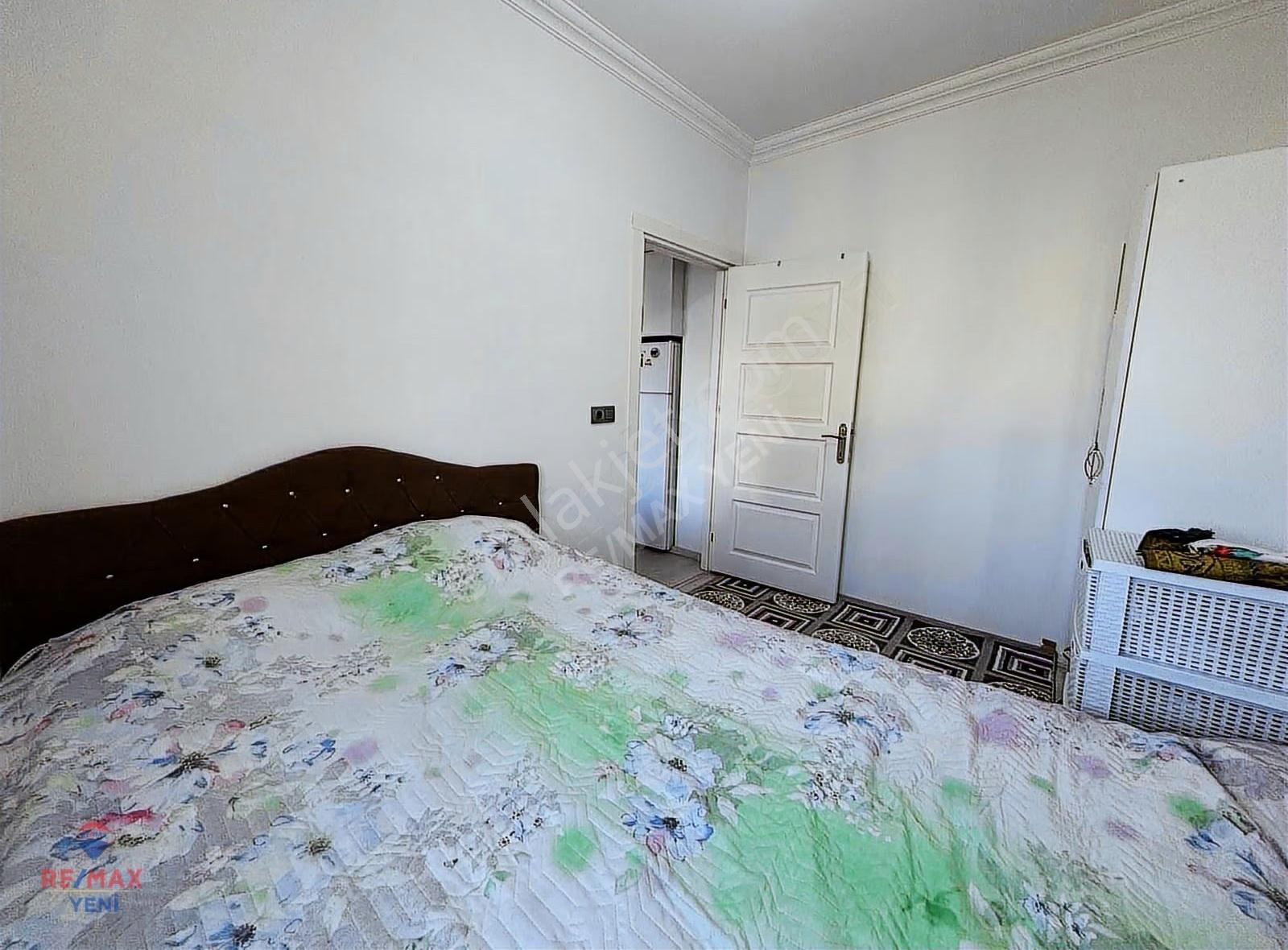 Remax Yeni'den Harika Konumlu Satılık Eşyalı Balkonlu 1+1 Daire - Görsel 5