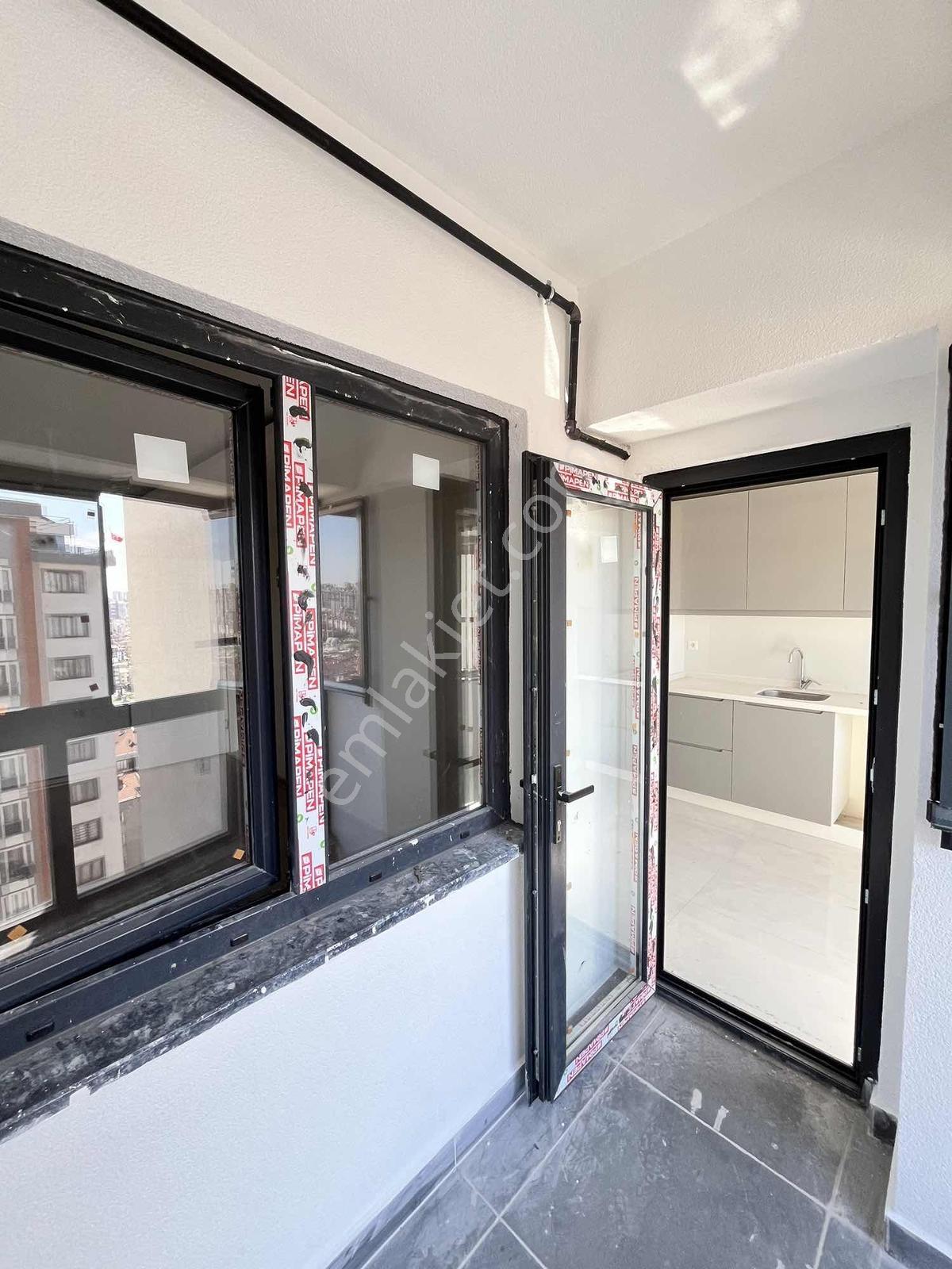 Kaymakamlık Karşısında "0" Sitede 3+1 Satılık Lüks Daire - Görsel 22