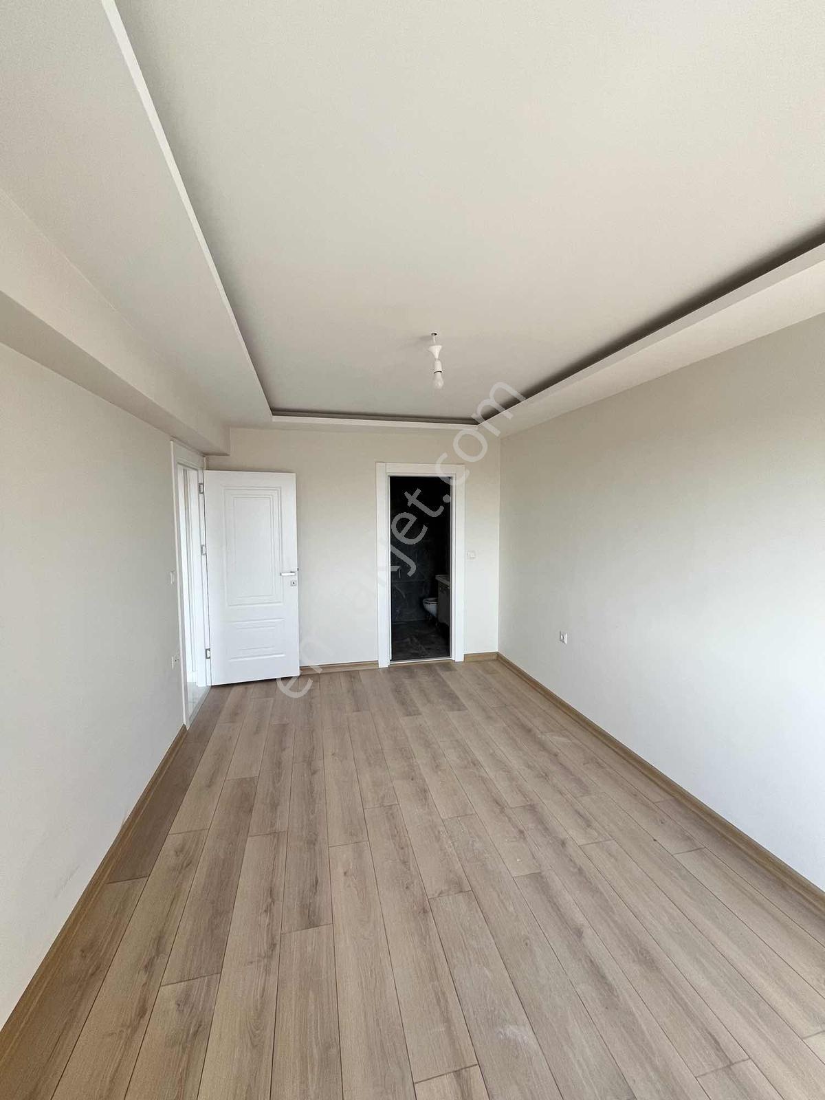 Kaymakamlık Karşısında "0" Sitede 3+1 Satılık Lüks Daire - Görsel 14