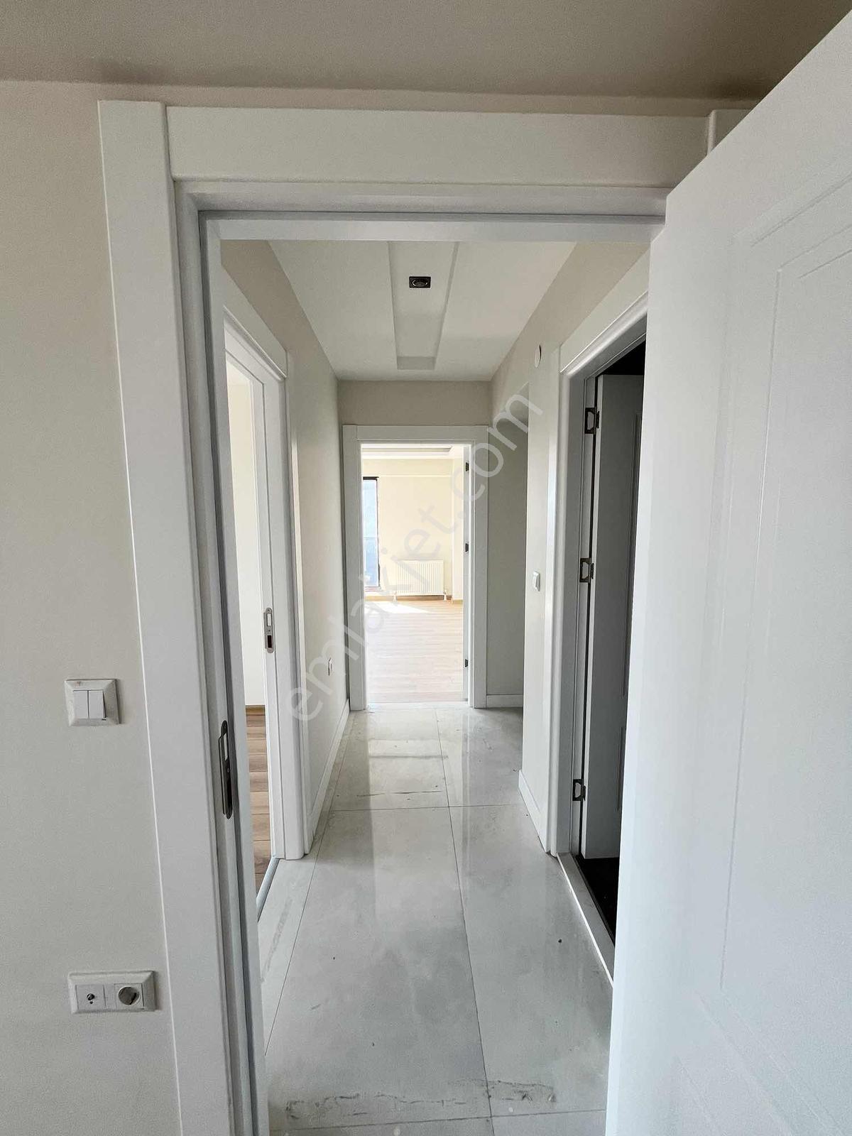 Kaymakamlık Karşısında "0" Sitede 3+1 Satılık Lüks Daire - Görsel 8