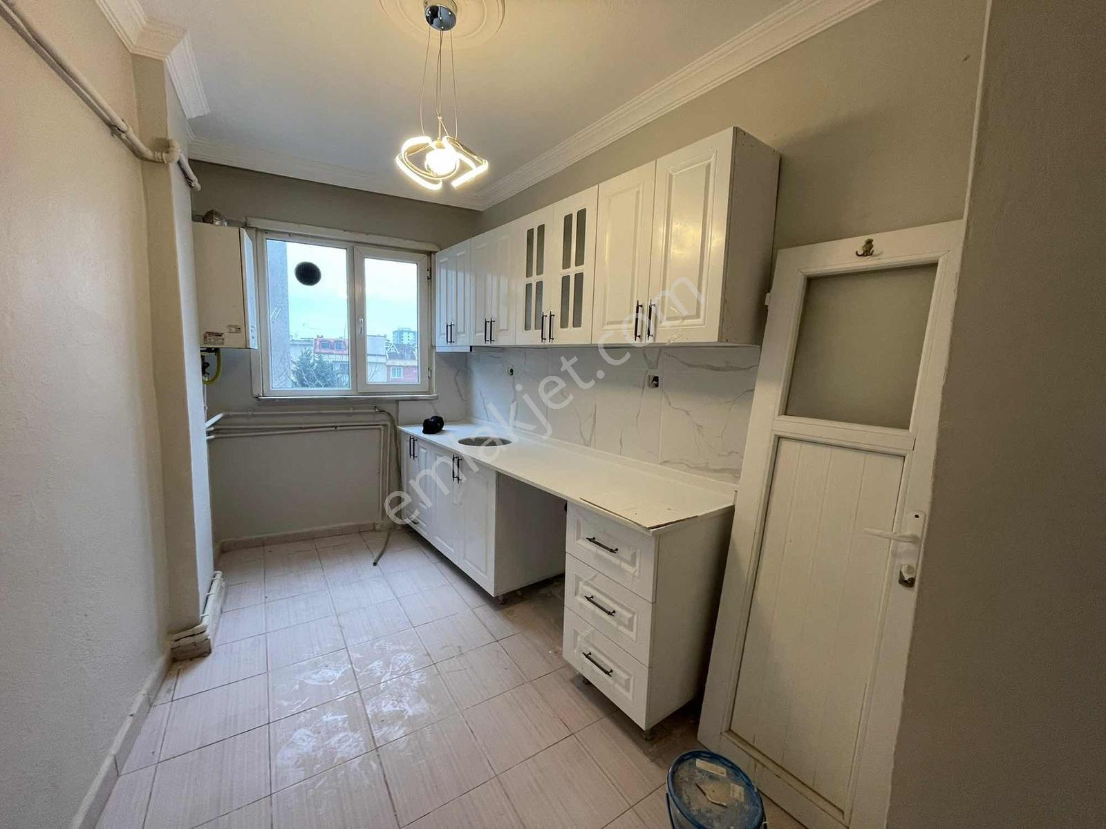 Bağcılar Meydanın Karşı Sokağında 2+1 100 M2 İçi Sıfır Daire - Görsel 5