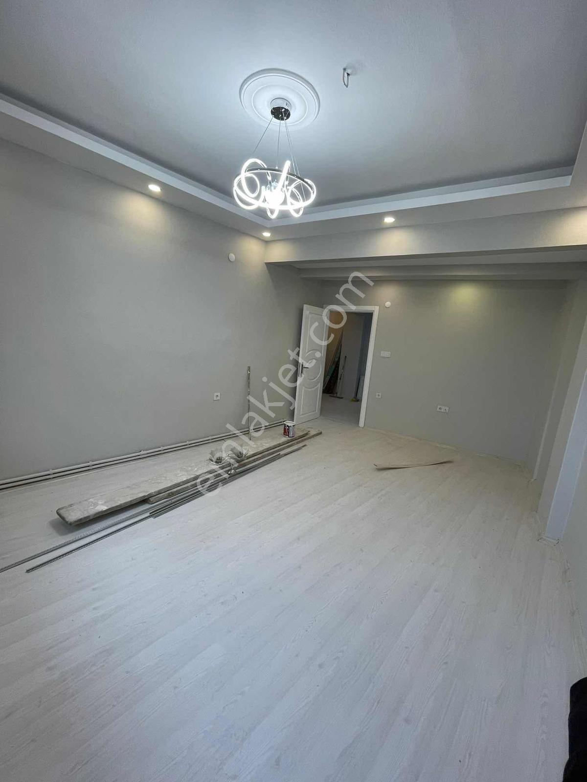 Bağcılar Meydanın Karşı Sokağında 2+1 100 M2 İçi Sıfır Daire - Görsel 7