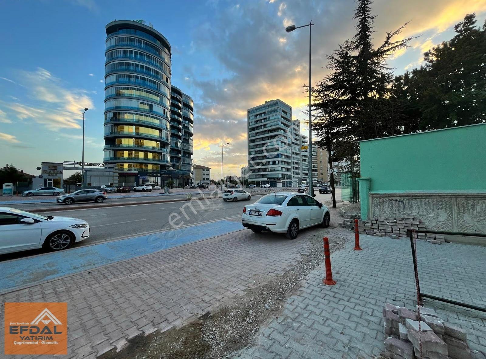 Kurumsal Kiracılı Meram Çeçenistan Cadde Cepheli Satılık Dükkan - Görsel 4