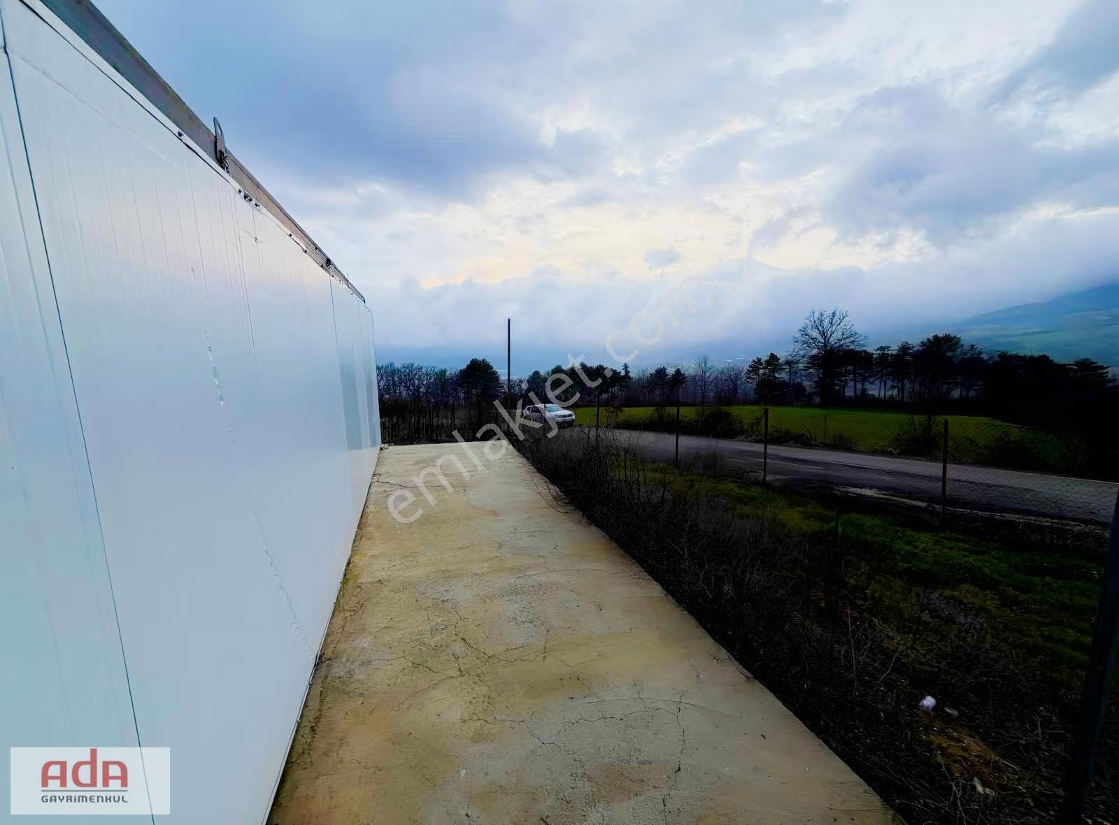 Sakarya Geyve Çay Mah. 860 M² Arsa Konteyner + Su Havuzu - Görsel 4