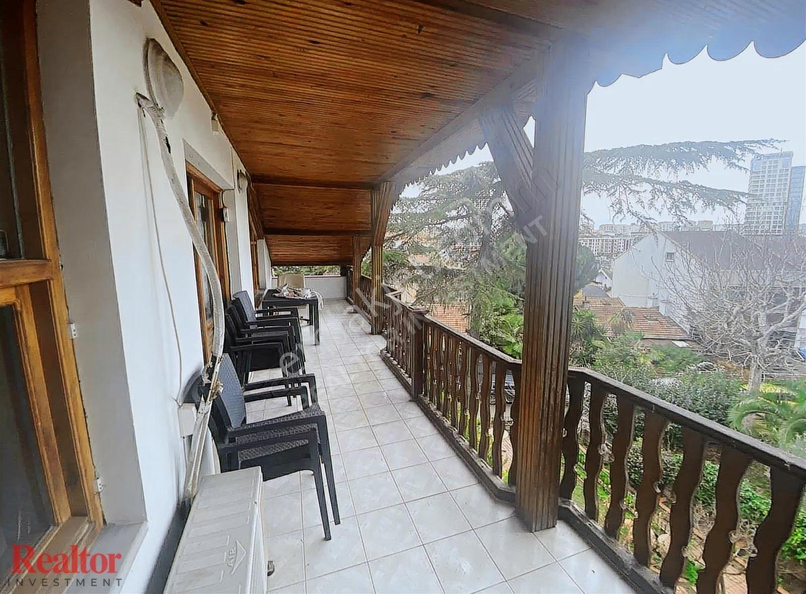 Koşuyolu'nun En Nezih Sokağında 360m2 Muhteşem Villa Fırsatı - Görsel 33