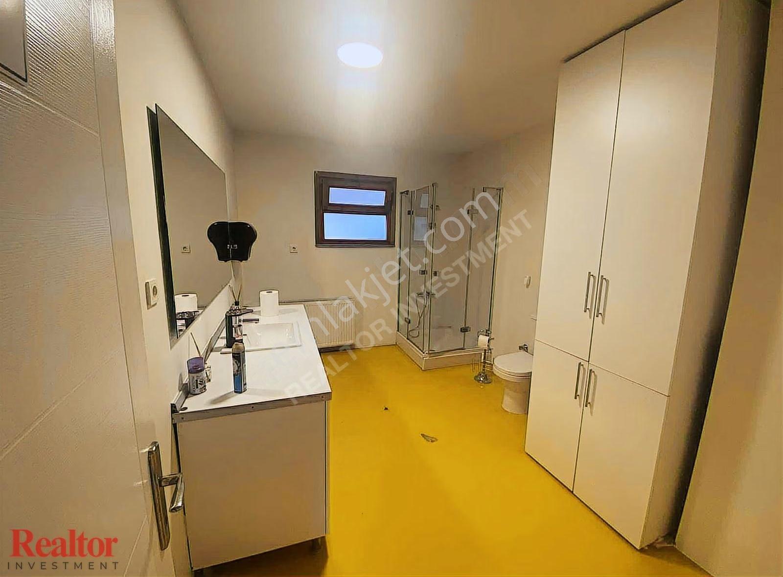 Koşuyolu'nun En Nezih Sokağında 360m2 Muhteşem Villa Fırsatı - Görsel 11