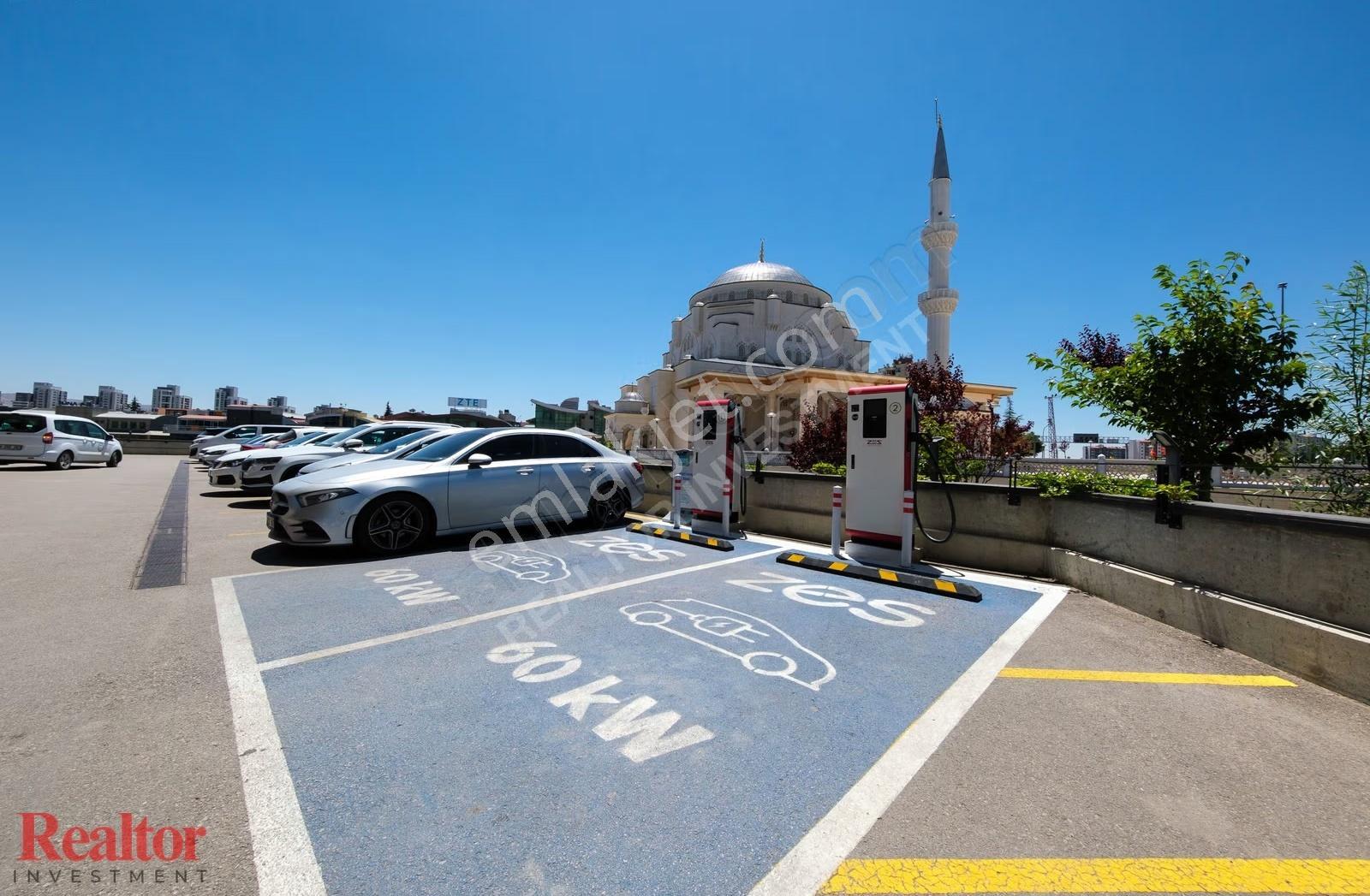 Renaza Plaza Uzmanı Evren Coşkun'dan Köşe Çankaya Cepheli Ticari - Görsel 13