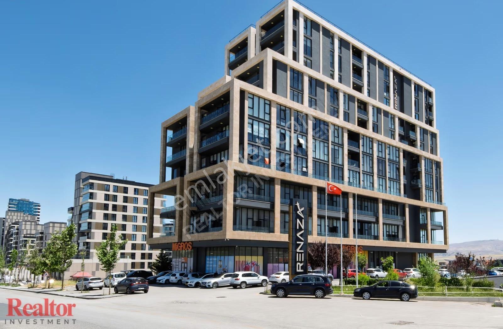 Renaza Plaza Uzmanı Evren Coşkun'dan Köşe Çankaya Cepheli Ticari