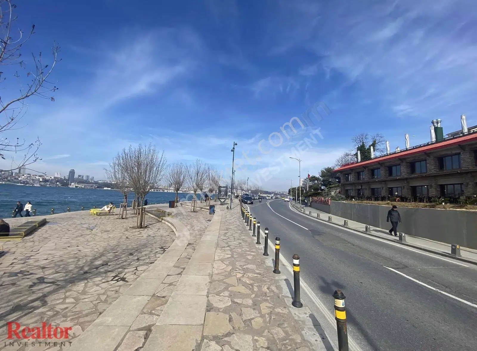Salacakta Kapanmaz Panoramik Boğaz Manzaralı 3+1 Yeni Bina Daire