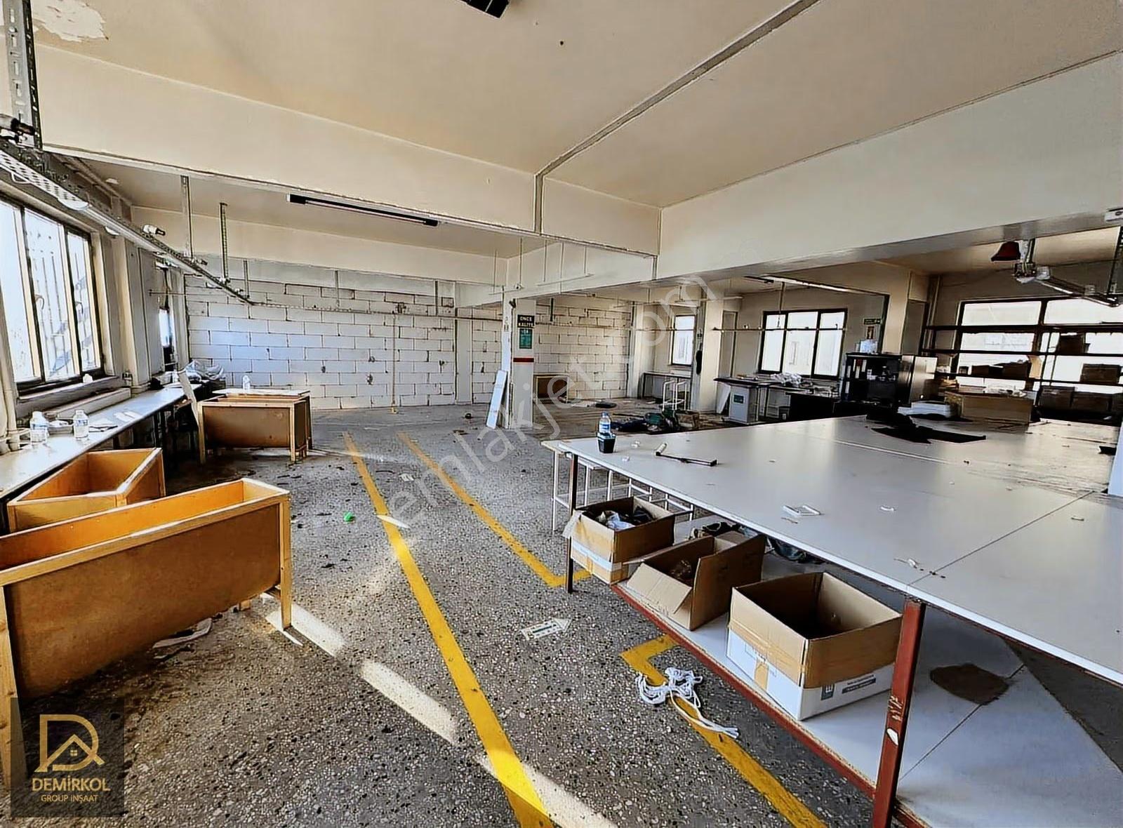 Demirkol İnşaat Yenibosnada İskanlı 300 M2 İş Hanı Katı Kiralık - Görsel 2