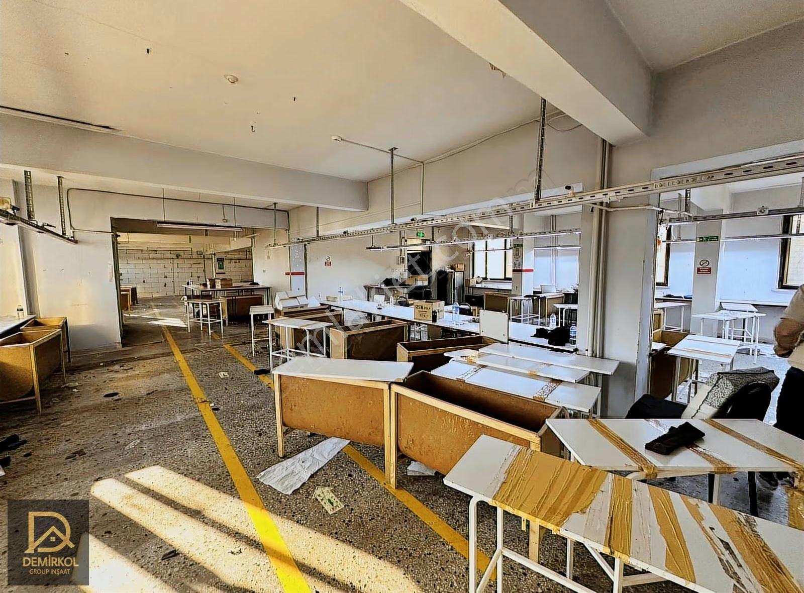 Demirkol İnşaat Yenibosnada İskanlı 300 M2 İş Hanı Katı Kiralık - Görsel 7