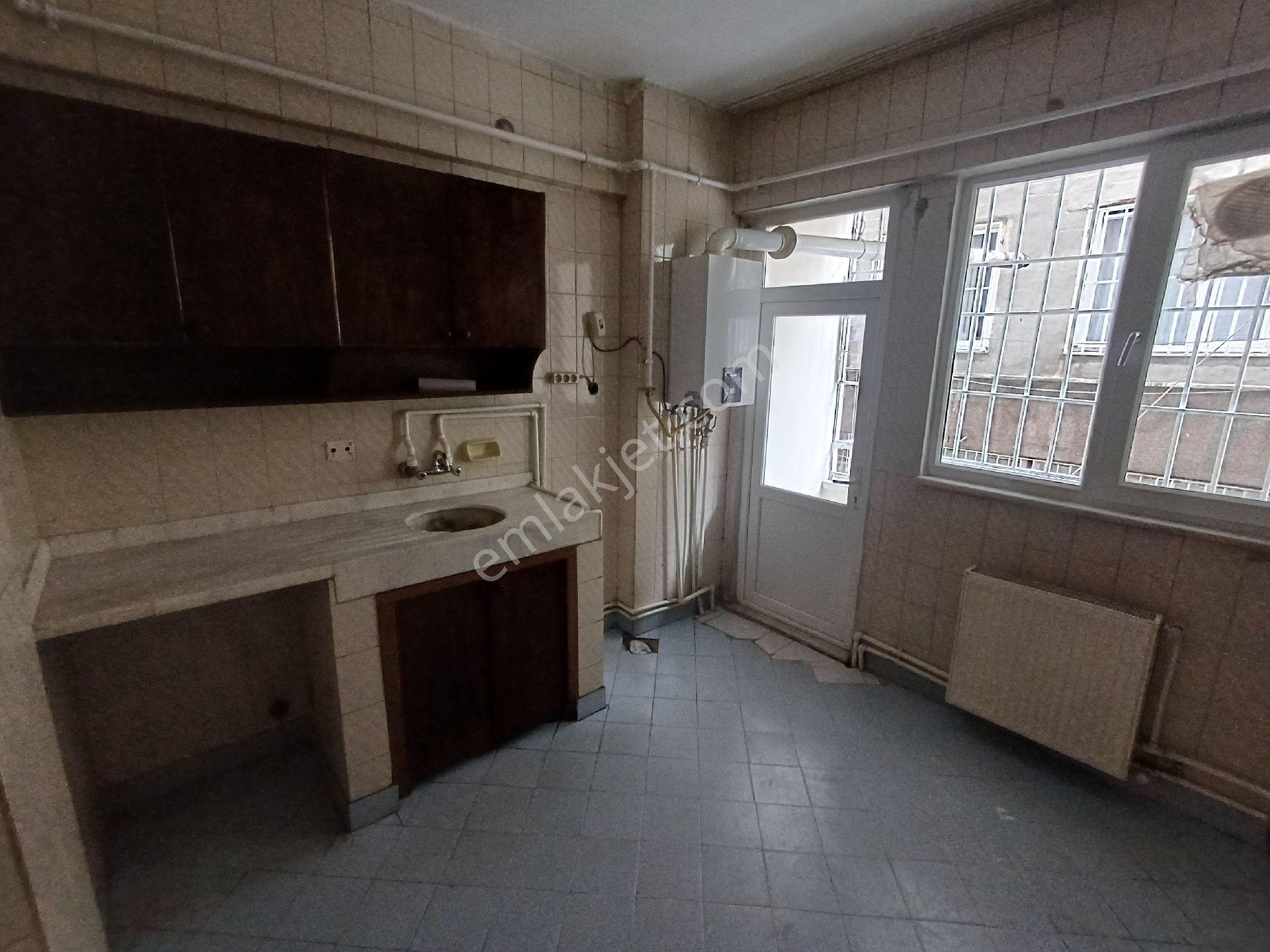 Satılık 3+1 Kooperatifler Mah Gevran Caddesi Eserler Apt Diyarbakır - Görsel 8