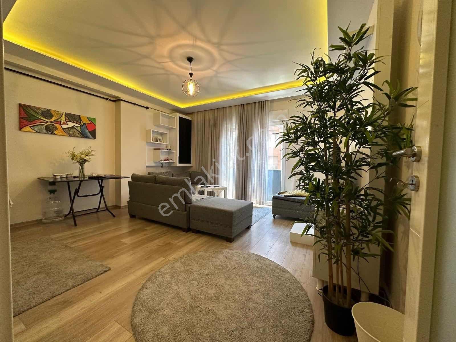 Ümraniye Atatürk Mh. 2+1 Ful Eşyalı Kiralık Daire