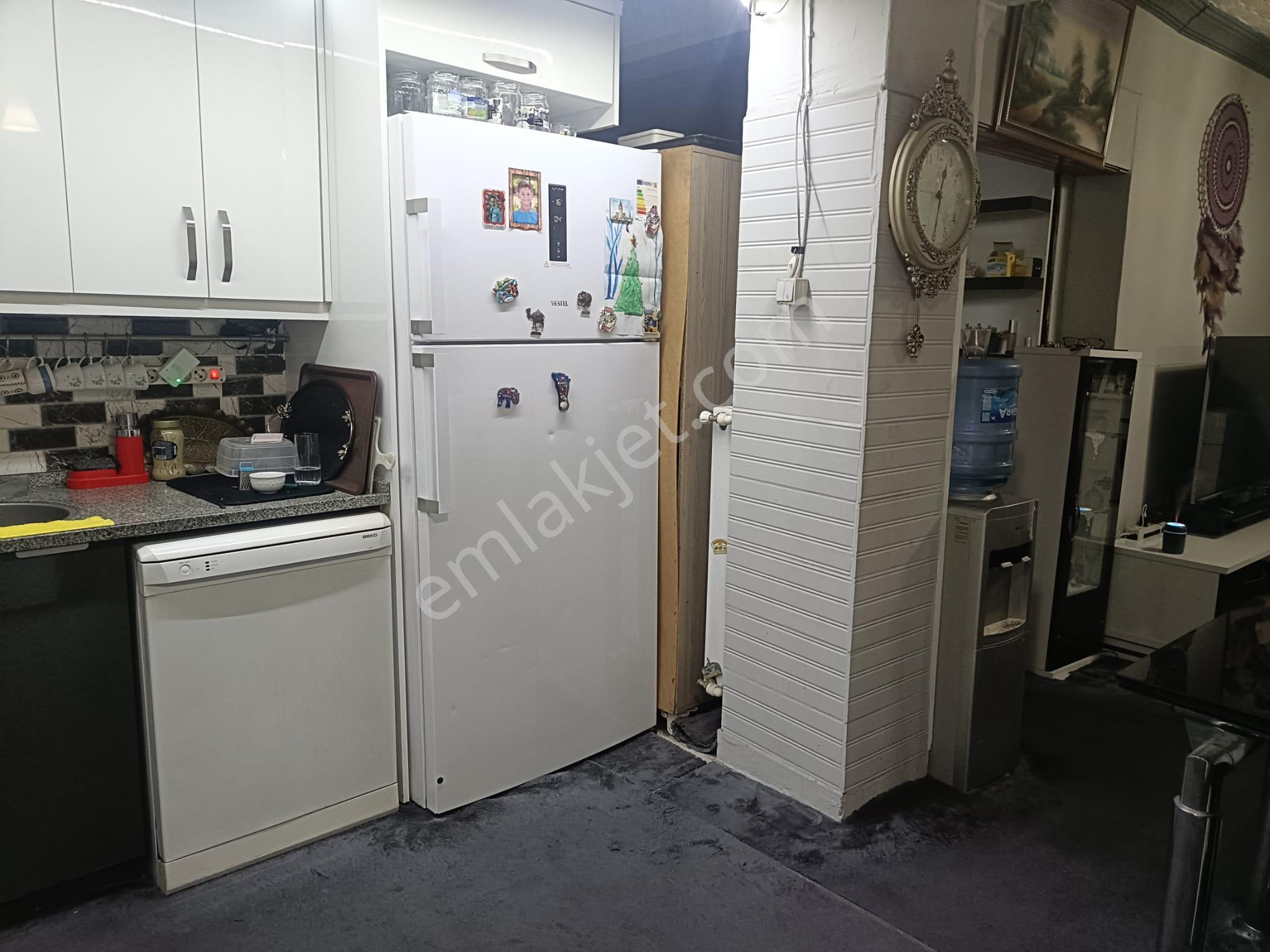Karabağlar Çitlenbikte 1 Dükkan 1 Daire Komple Bina Satılık - Görsel 9