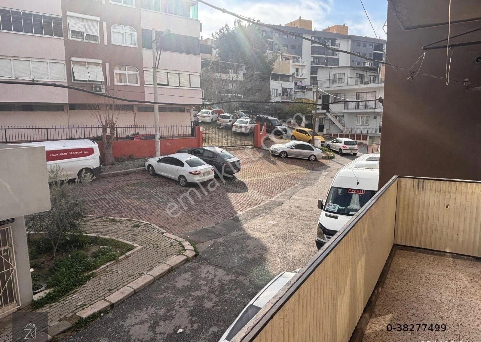 Karabağlar Metin Oktay Mahallesinde 2+1 Satılık Yatırımlık Daire - Görsel 18