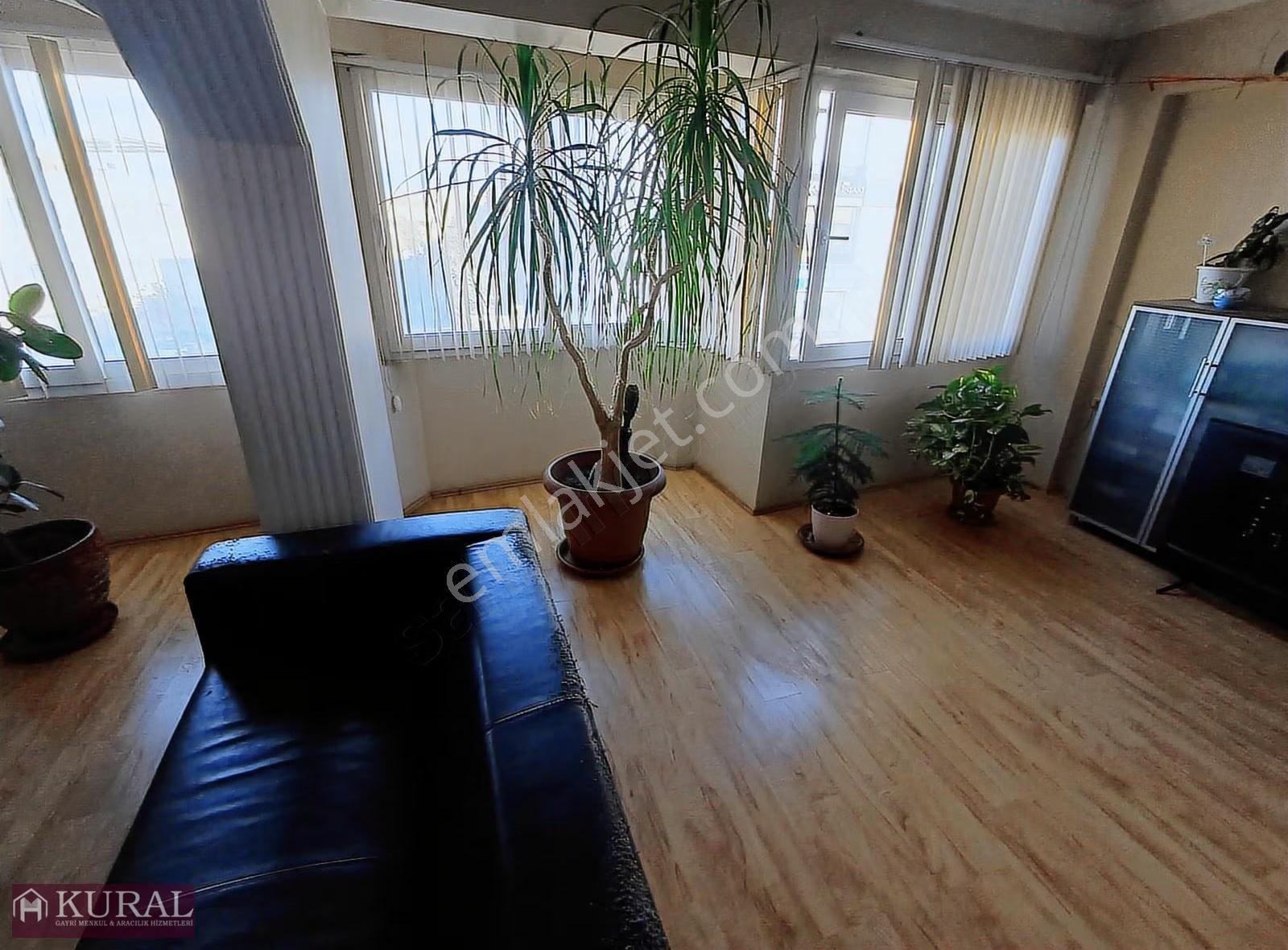 İzmir Menderes Merkezde Asansörlü Anacadde 100m2 2.kat Ofis Büro - Görsel 34
