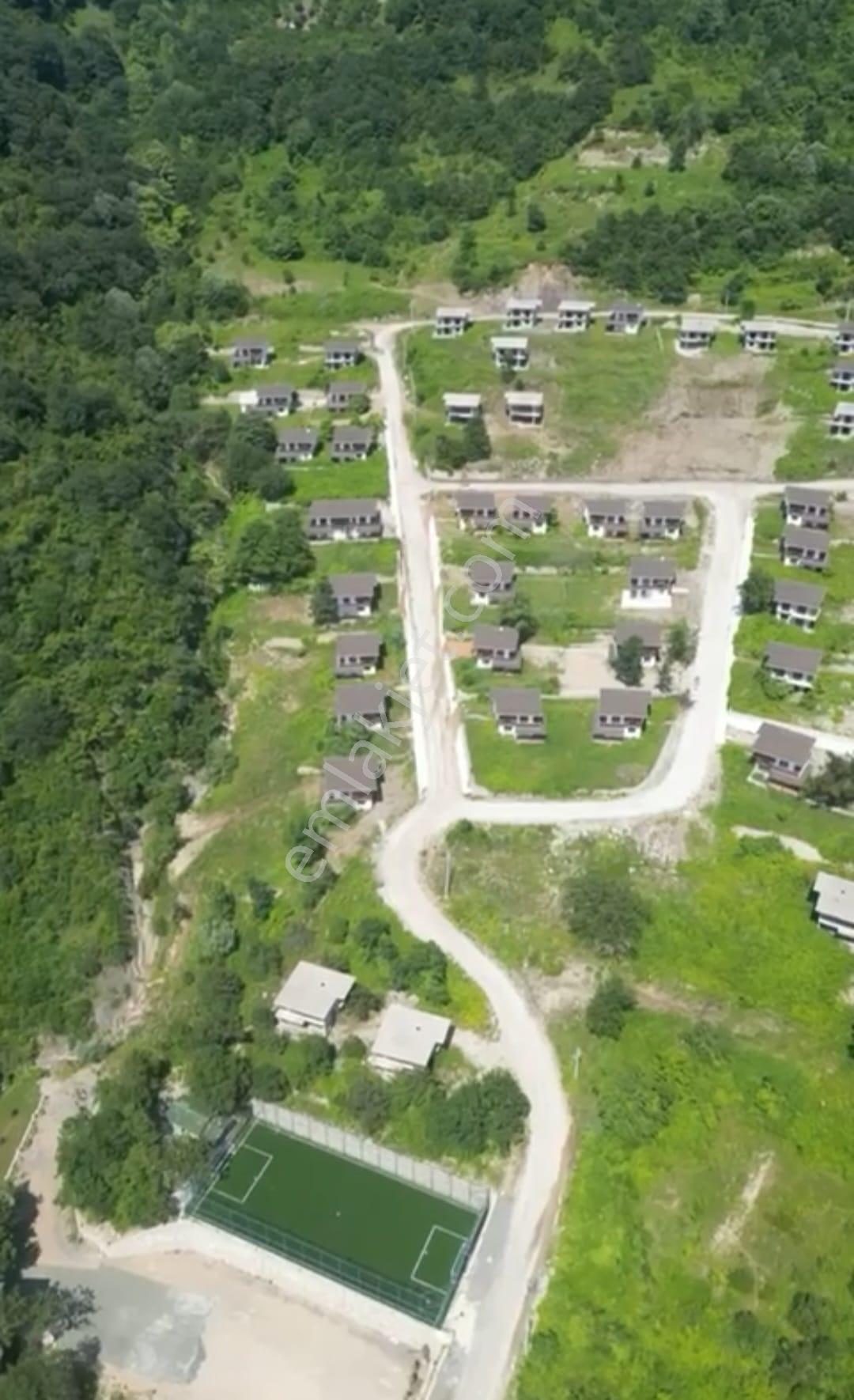 Geyve Örencikte Satılık Eşyalı Dubleks Villa - Görsel 14