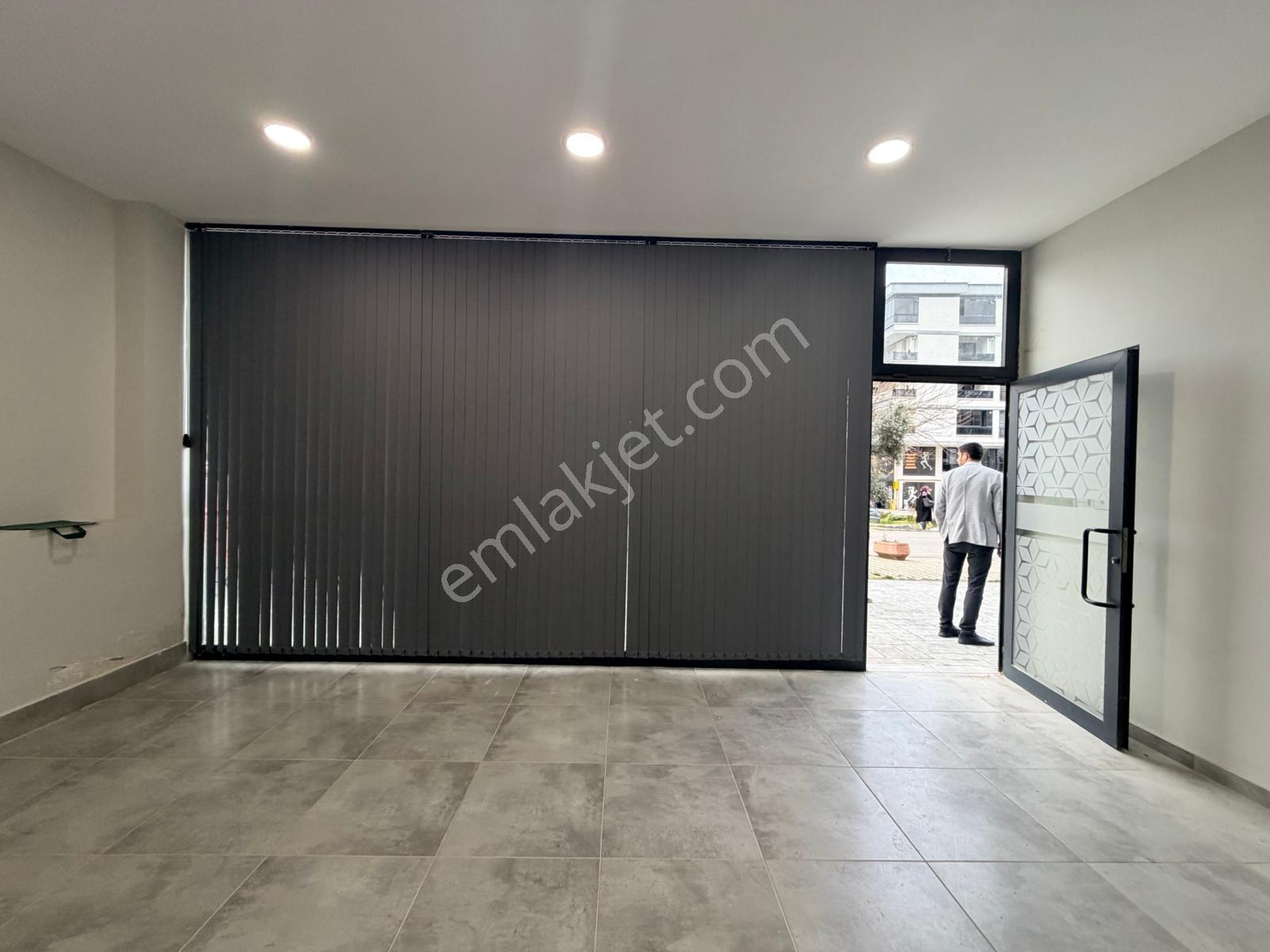 Deka Gayrimenkul'den Çilingiroğlu Caddesinde 90m2 Dükkan&mağaza - Görsel 4