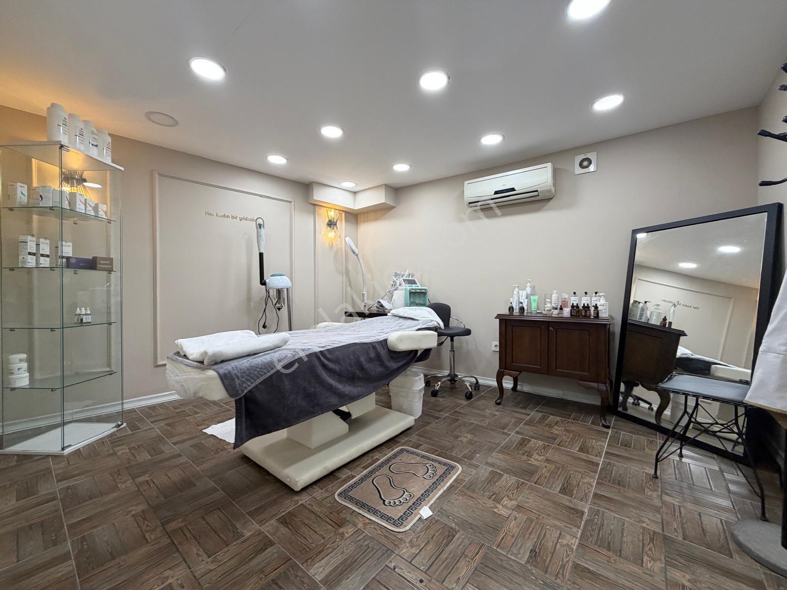 Şişli’de-prestijli Konum-lüks Ve Tam Donanımlı Kuaför Ve Güzellik Merkezi - Görsel 22
