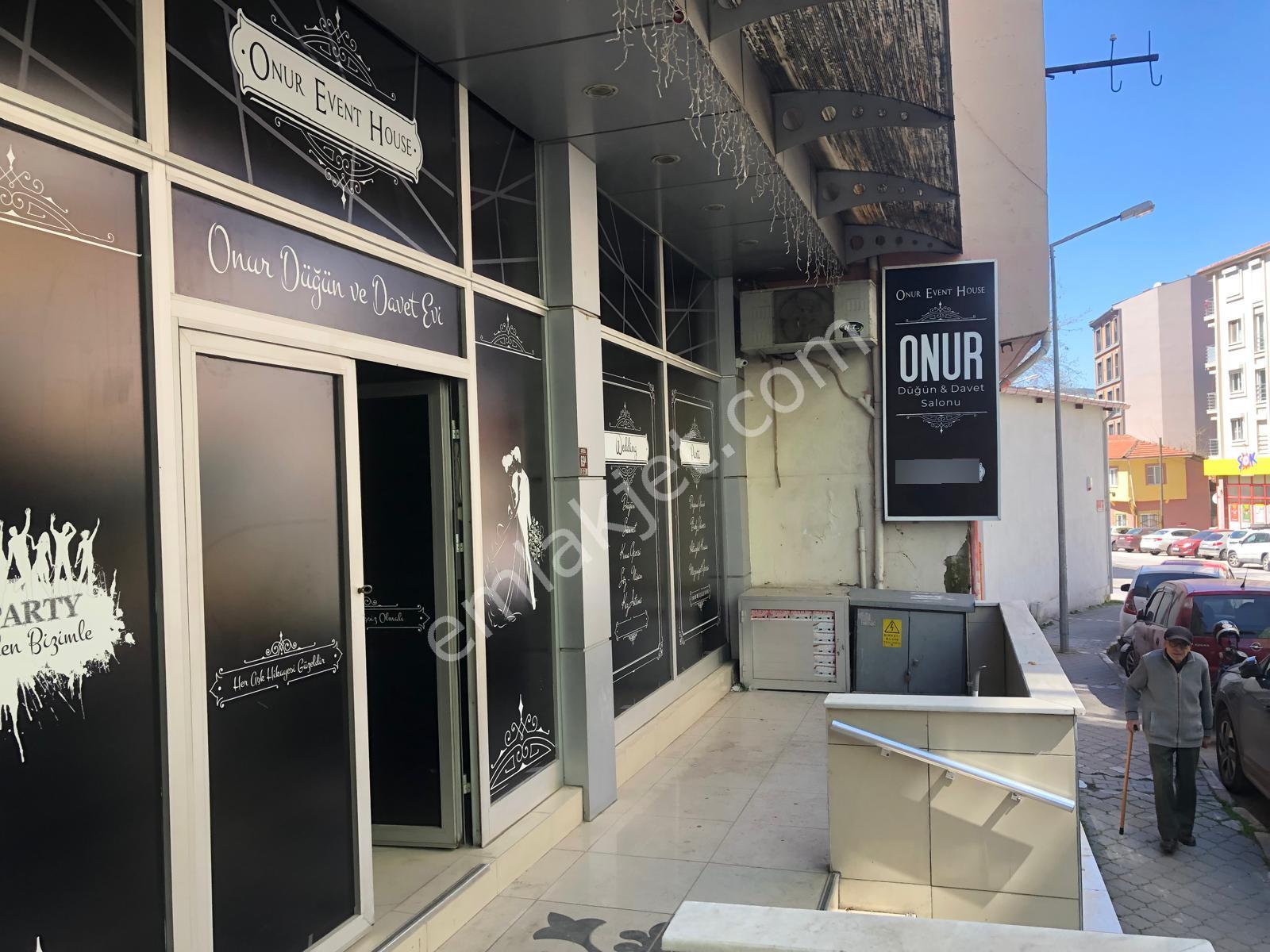 Cb King'den Çarşı Merkeze 250m Mesafede 315m² Satılık Dükkan - Görsel 24