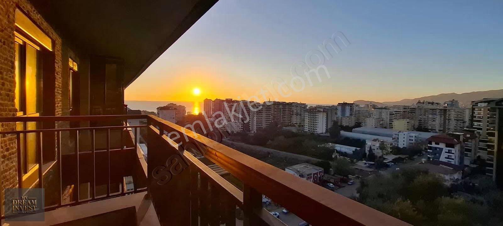 Mahmutlar Deniz Manzaralı 3+1 Eşyasız Dublex Daire