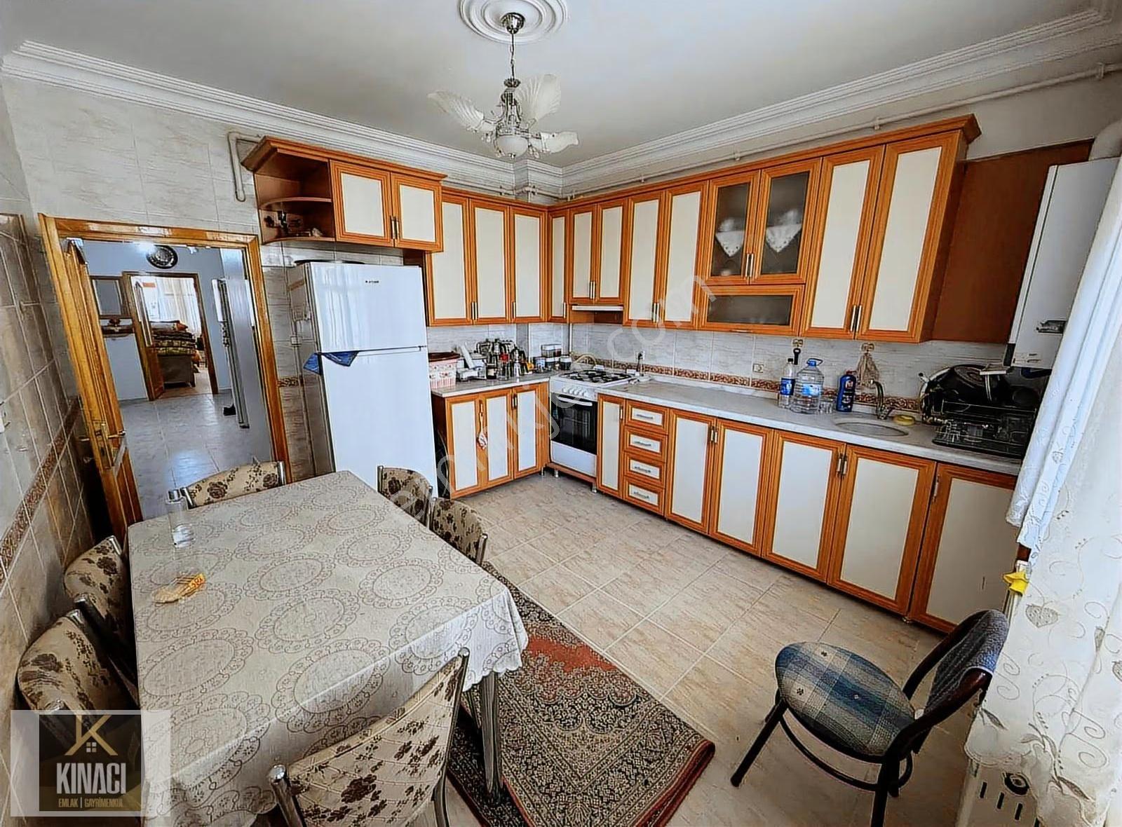 Kınacı Gayrimenkul'den Aslanbey Mah. Kiralık Eşyalı 3+1 Daire - Görsel 3