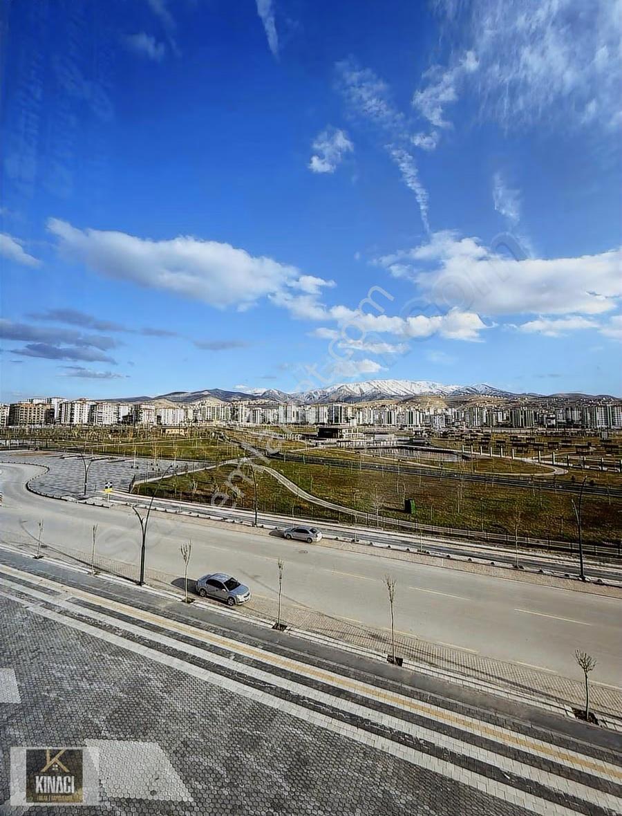 Tugay Kınacı'dan 100. Yıl Parkı Yanın Da Satılık Mağaza - Görsel 5