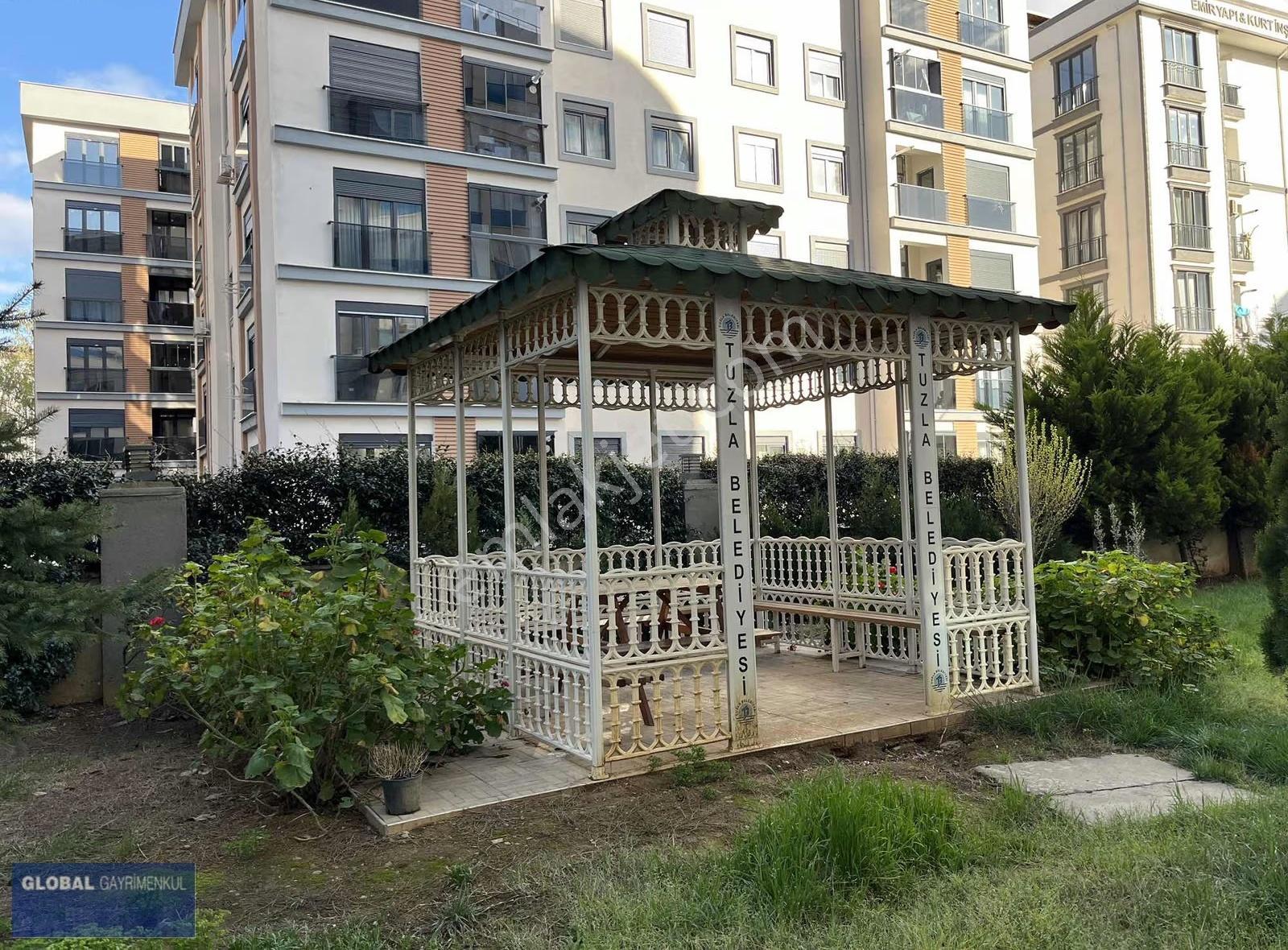 Marmaraya, Caddeye Yakın Konumda Site İçinde Satılık 2+1 Daire - Görsel 3
