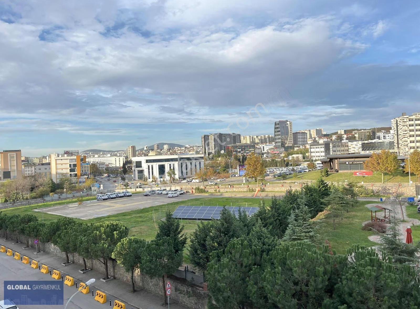 Marmaraya, Caddeye Yakın Konumda Site İçinde Satılık 2+1 Daire - Görsel 14
