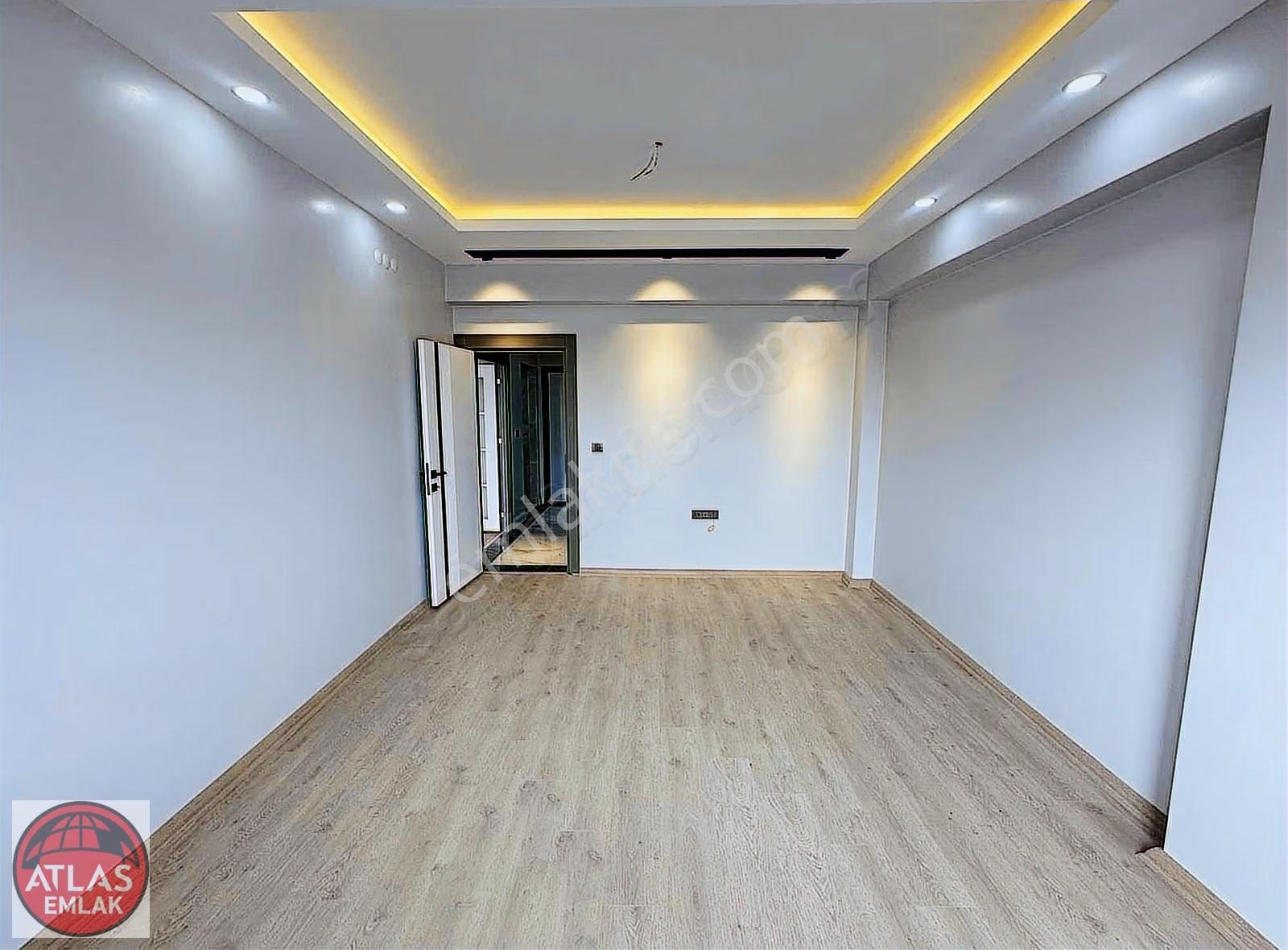 Atlas'tan Dev Mutfaklı 165m2 Giyinmo Genişbalkon Hamam 3+1 - Görsel 13