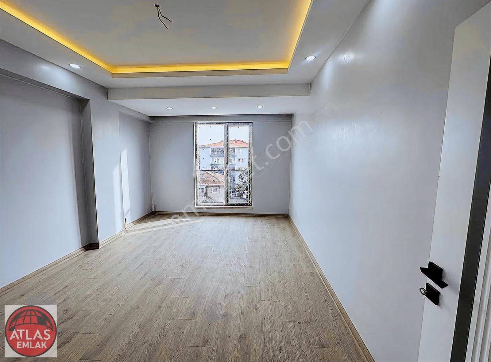 Atlas'tan Dev Mutfaklı 165m2 Giyinmo Genişbalkon Hamam 3+1 - Görsel 7