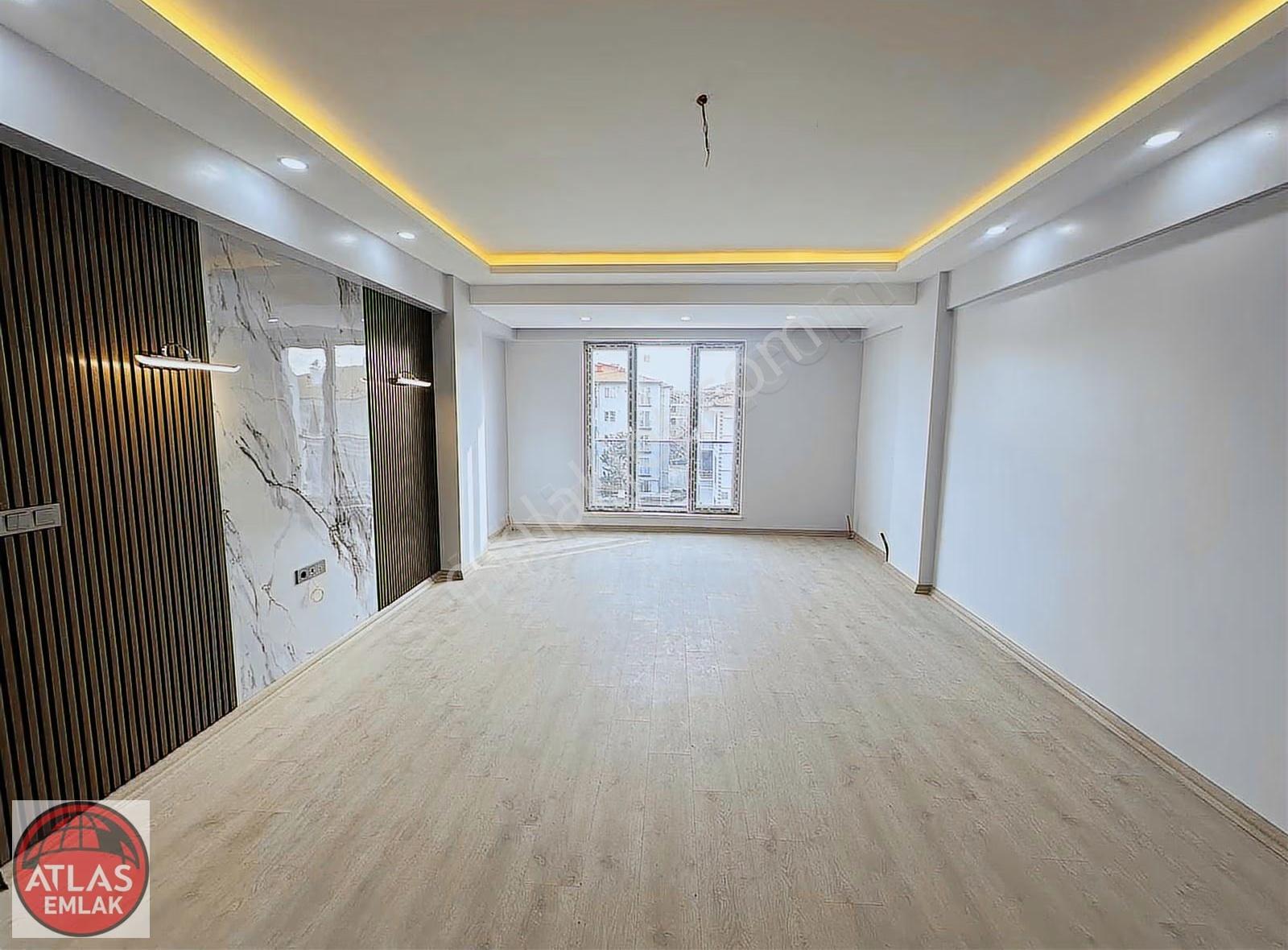 Atlas'tan Dev Mutfaklı 165m2 Giyinmo Genişbalkon Hamam 3+1 - Görsel 24