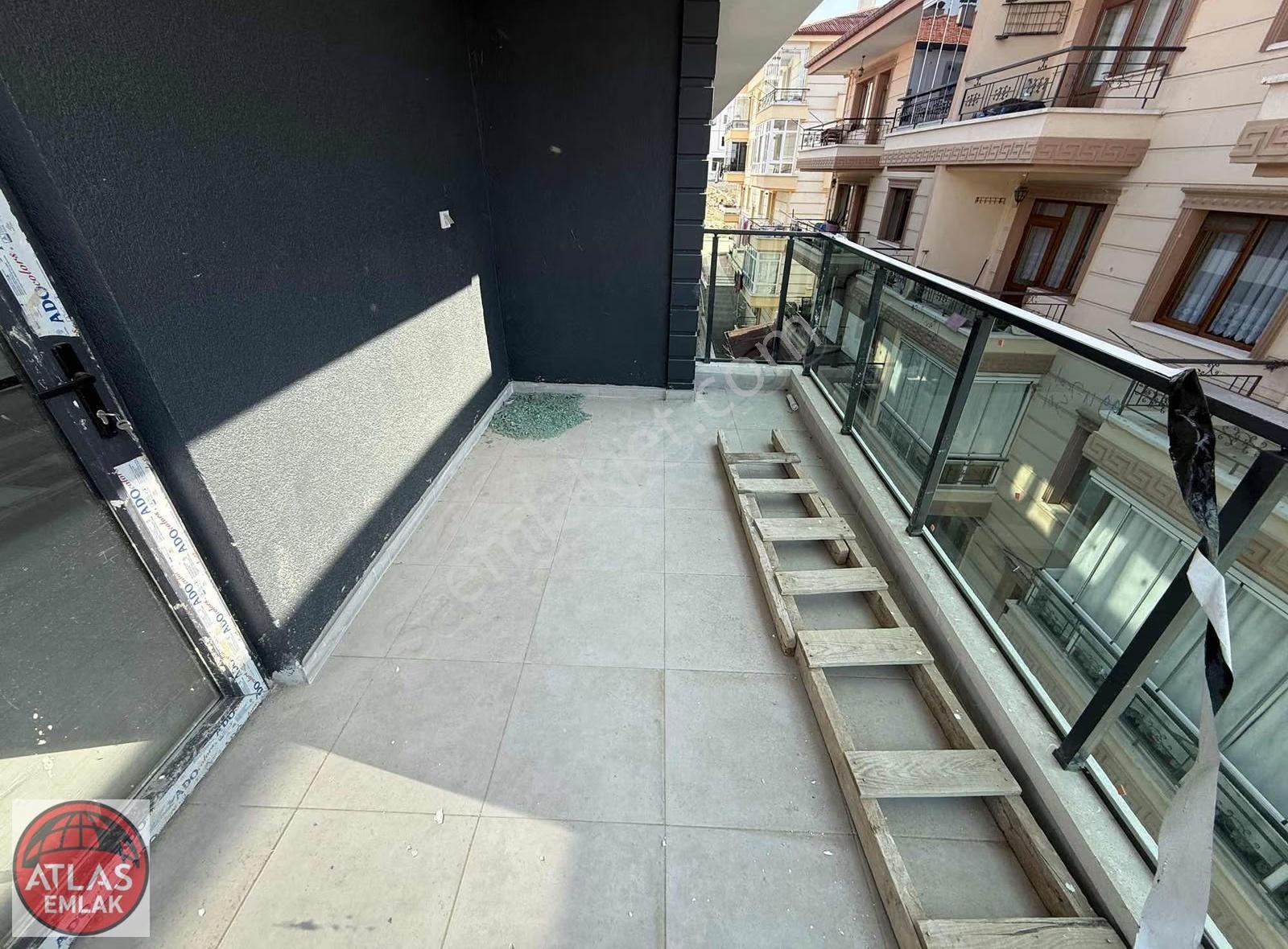 Atlas'tan Ana Cadde Üzeri Ara Kat 3+1 125 M2 1.250 Kredili Daire - Görsel 10