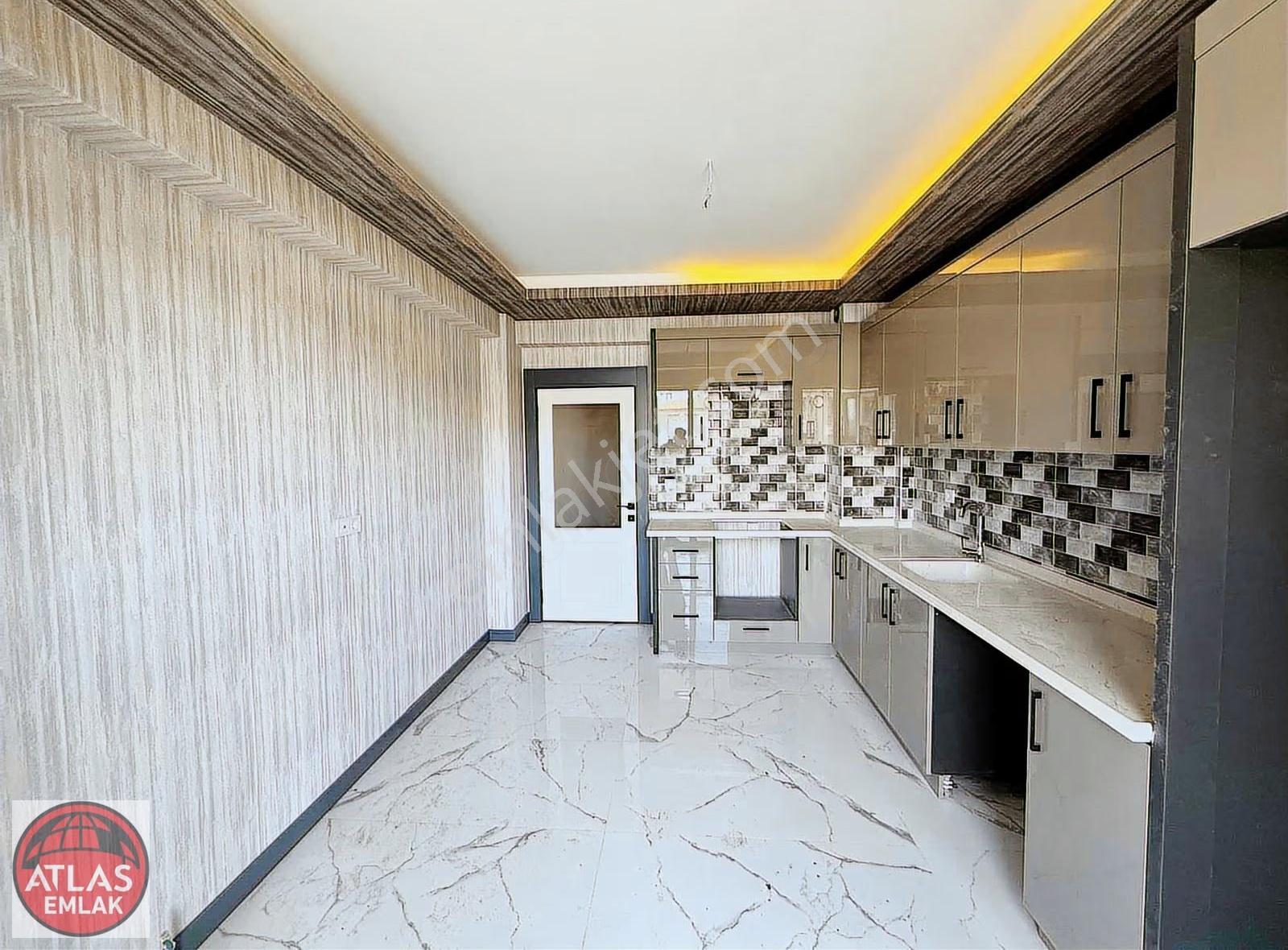 Atlas'tan Ana Cadde Üzeri Ara Kat 3+1 125 M2 1.250 Kredili Daire - Görsel 12