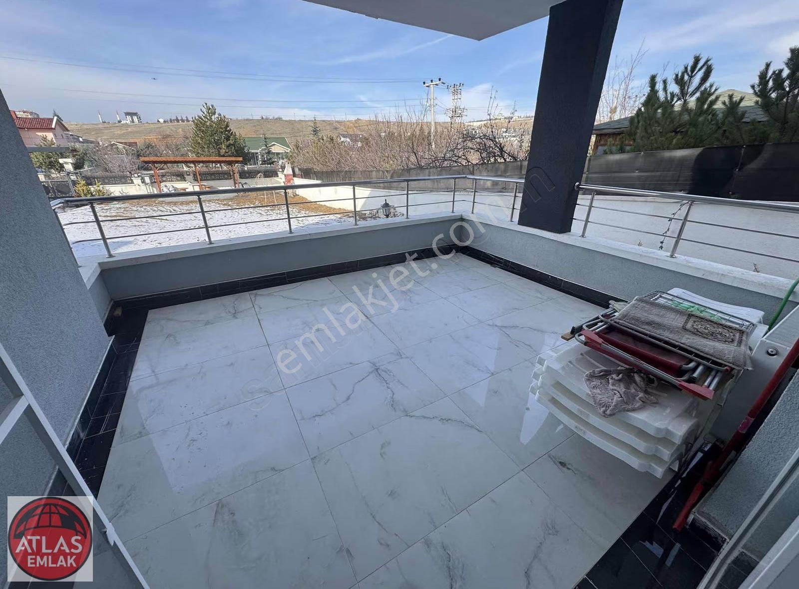 Atlas'tan Yeşiltepe De Satılık 4+1 İskanlı Mustakil Villa - Görsel 21