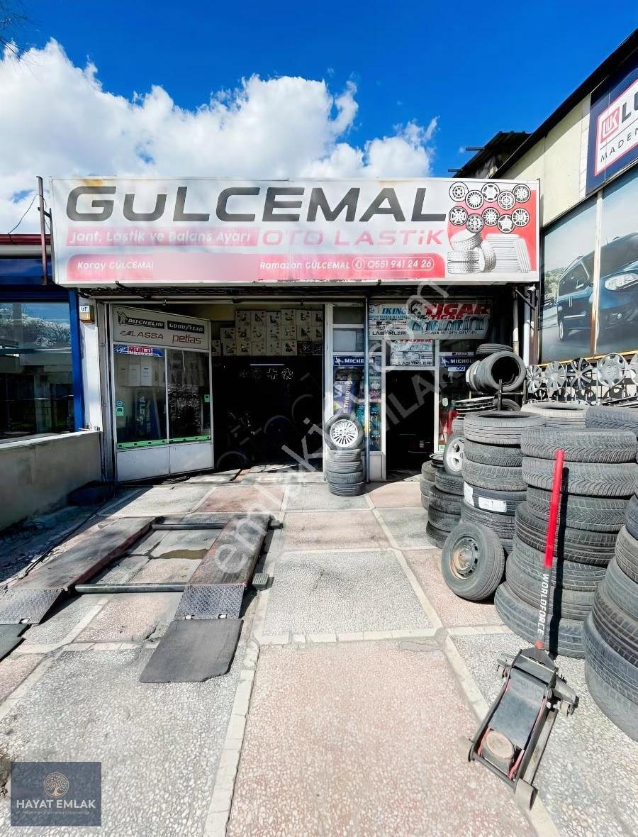 Afyon Park Yanı Satılık Dükkan