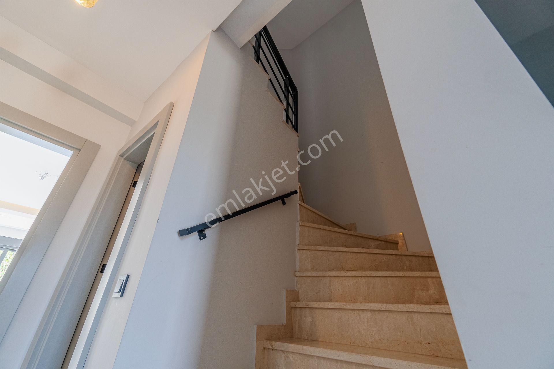 Kemer Merkezde Tek! Satılık Lüks İkiz Villa/de - Görsel 13