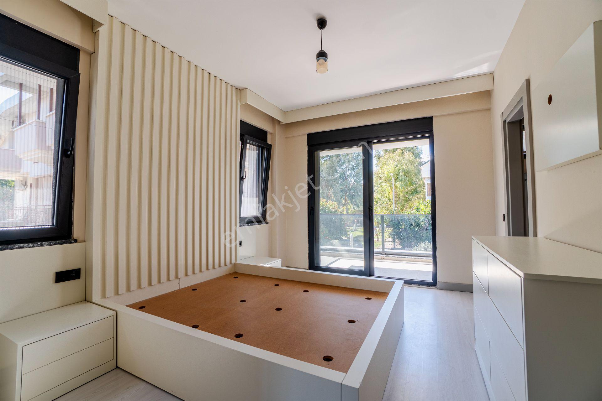 Kemer Merkezde Tek! Satılık Lüks İkiz Villa/de - Görsel 14