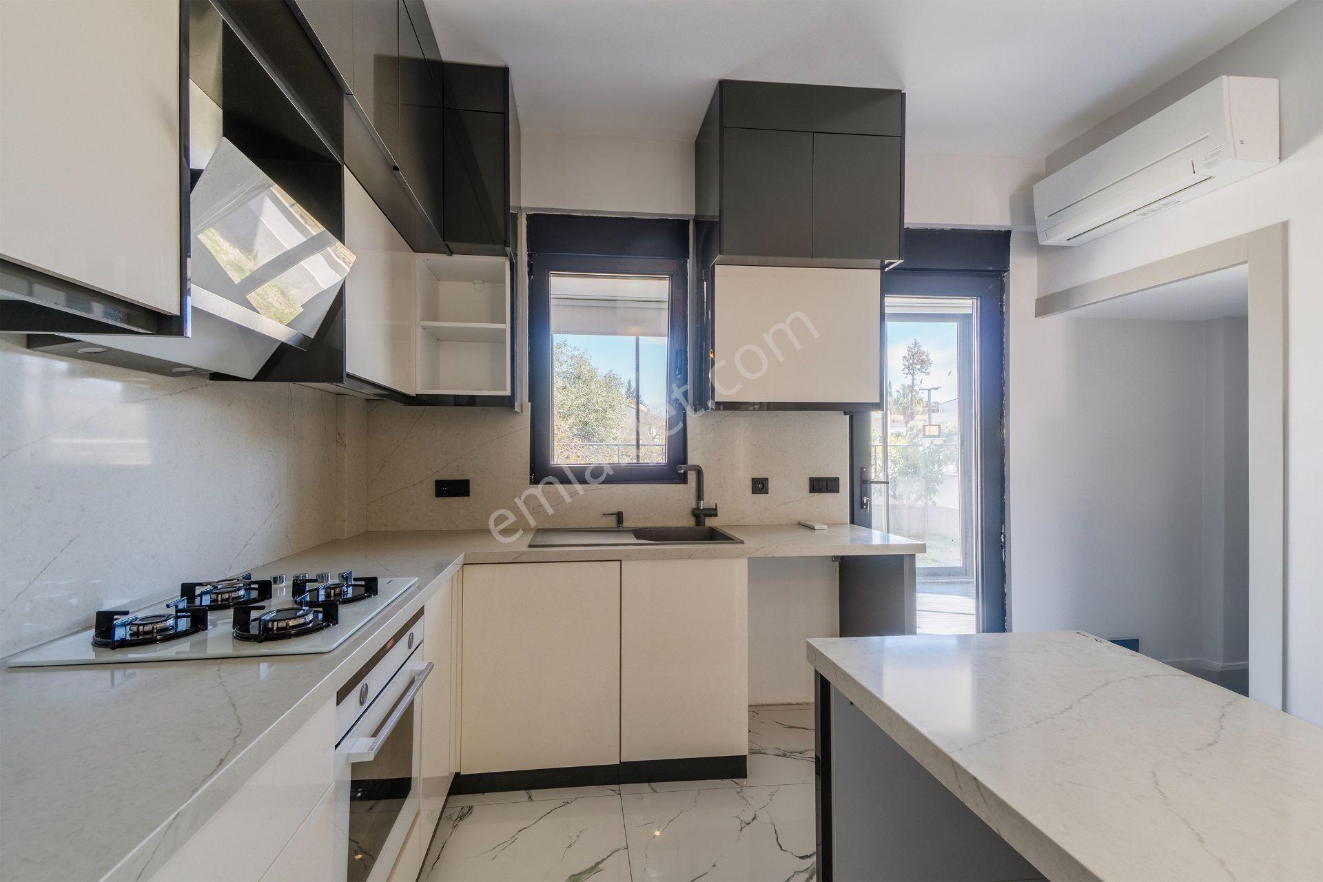 Kemer Merkezde Tek! Satılık Lüks İkiz Villa/de - Görsel 4