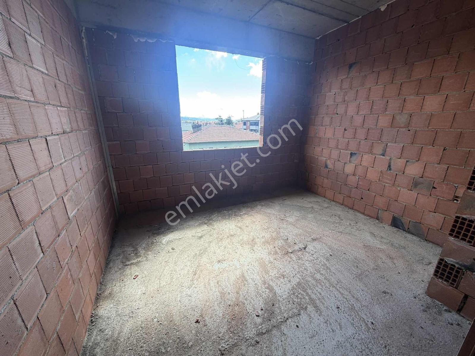 Remax Dem'den Cumhuriyet Mahallesinde 2 +1 Satılık Daire - Görsel 18