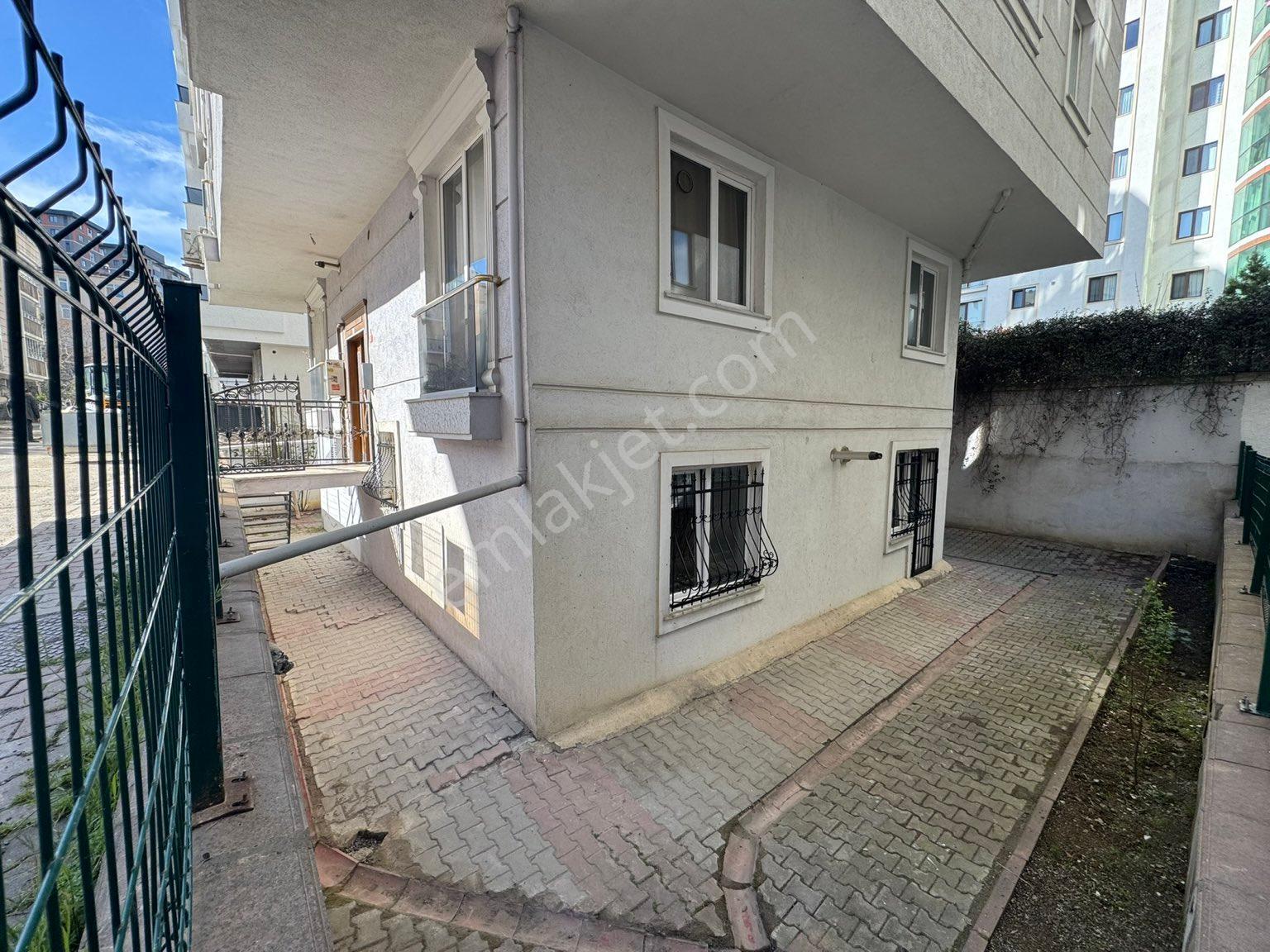 Çekmeköy Taşdelen Merkezde Bahçeli 1+1 Satılık Daire - Görsel 8