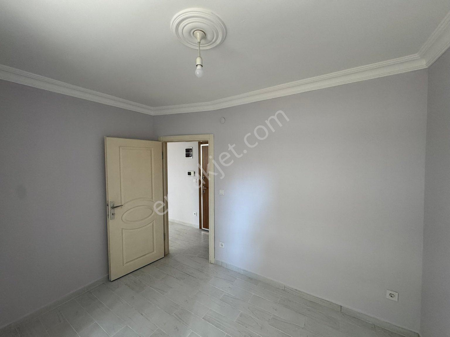 Çekmeköy Taşdelen Merkezde Bahçeli 1+1 Satılık Daire - Görsel 20