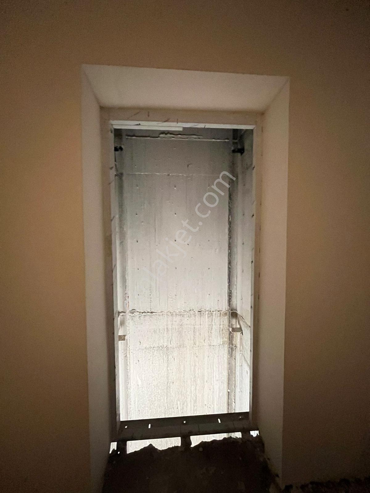 Şirinevler Mah.'sinde 3+1 Havuzlu Sitede Ara Kat Satılık Daire - Görsel 17