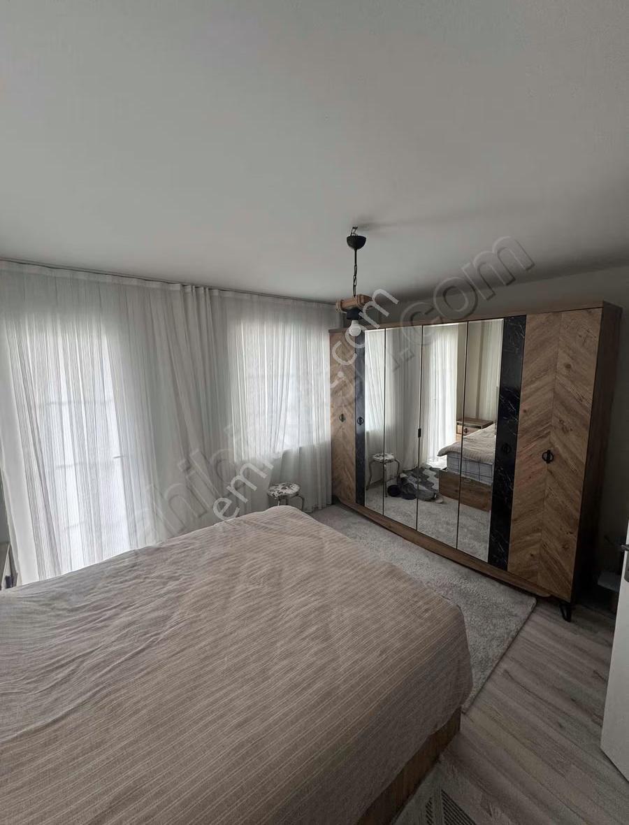 Silivri Çanta'da Denize Yürüme Mesafesinde Havuzlu 5+1 Villa - Görsel 9