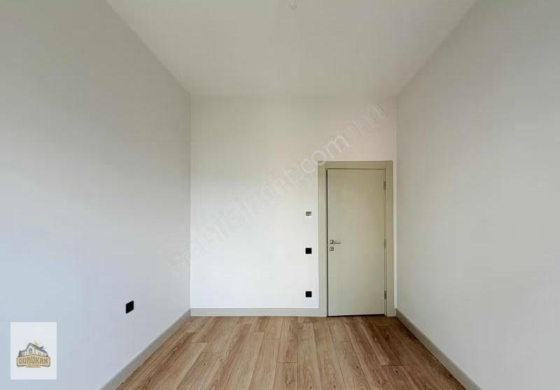 Çınarköy / Peyzaj Mnz / Ara Kat / Açık Mutfak / Kiralık 2+1 - Görsel 3
