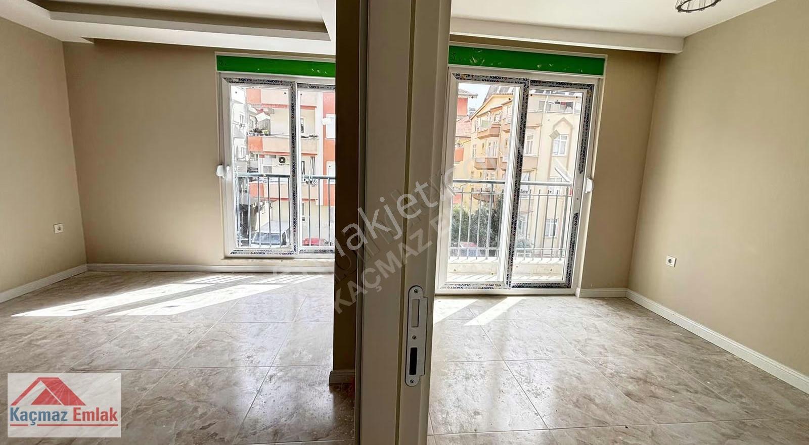 Üniversite Bölgesinde 2 Adet 1+1 Satılık - Görsel 5