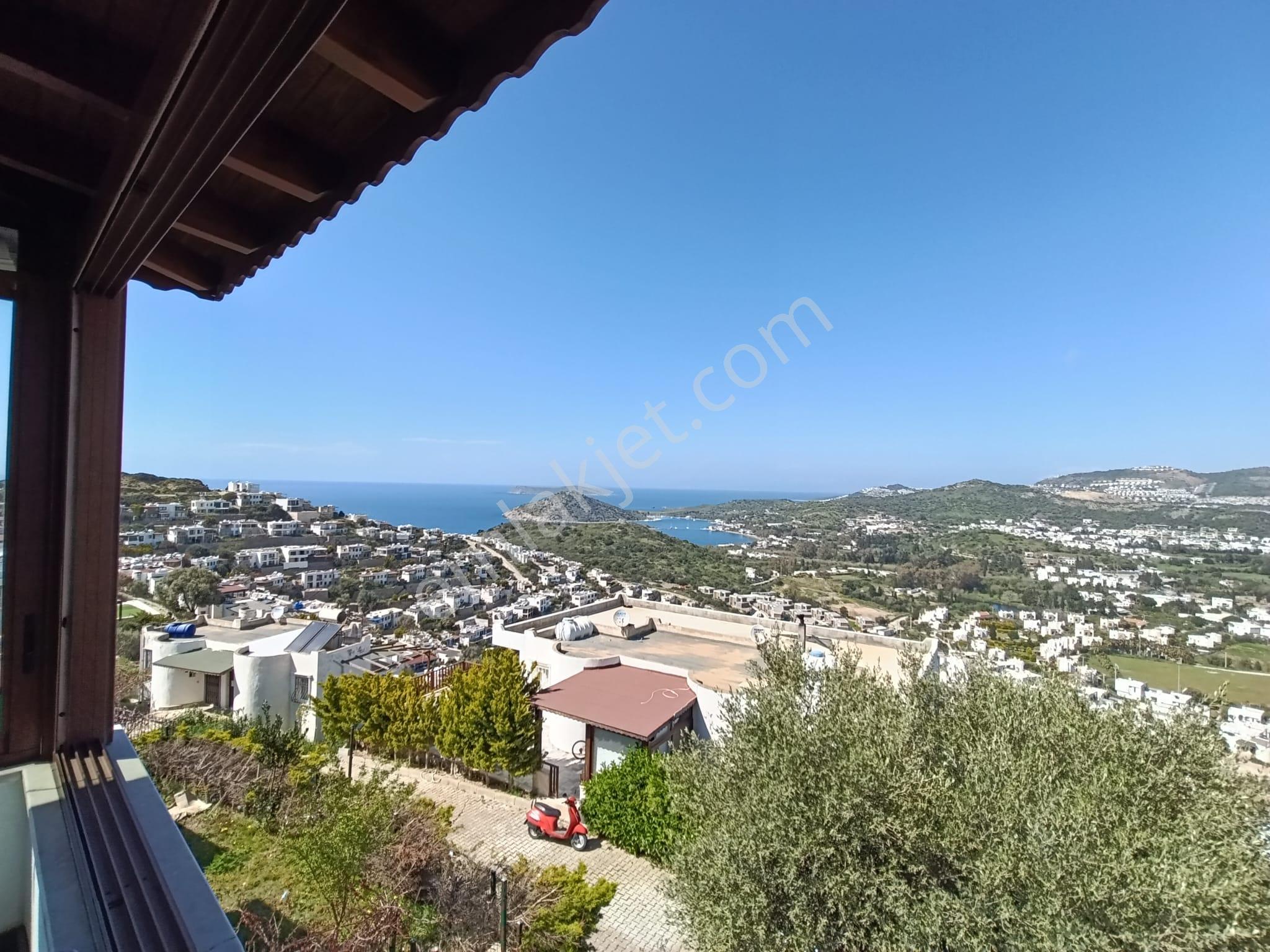 Gümüşlükte Özel Kum Plajlı Sitede Deniz Manzaralı Satılık Villa - Görsel 3