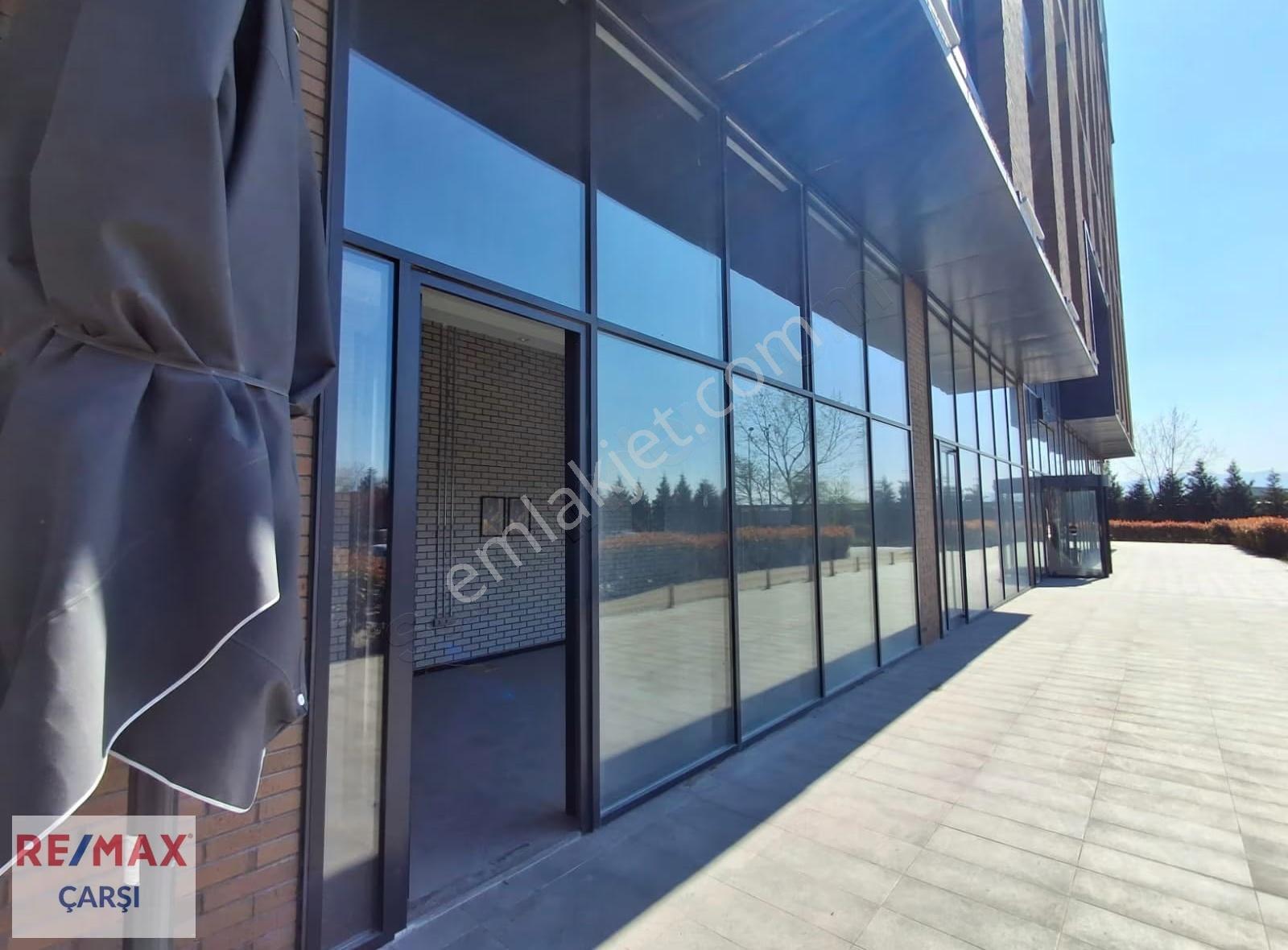 Dedeman Kartepe Bureau Residence'da Giriş Kat Kiralık Dükkan - Görsel 10