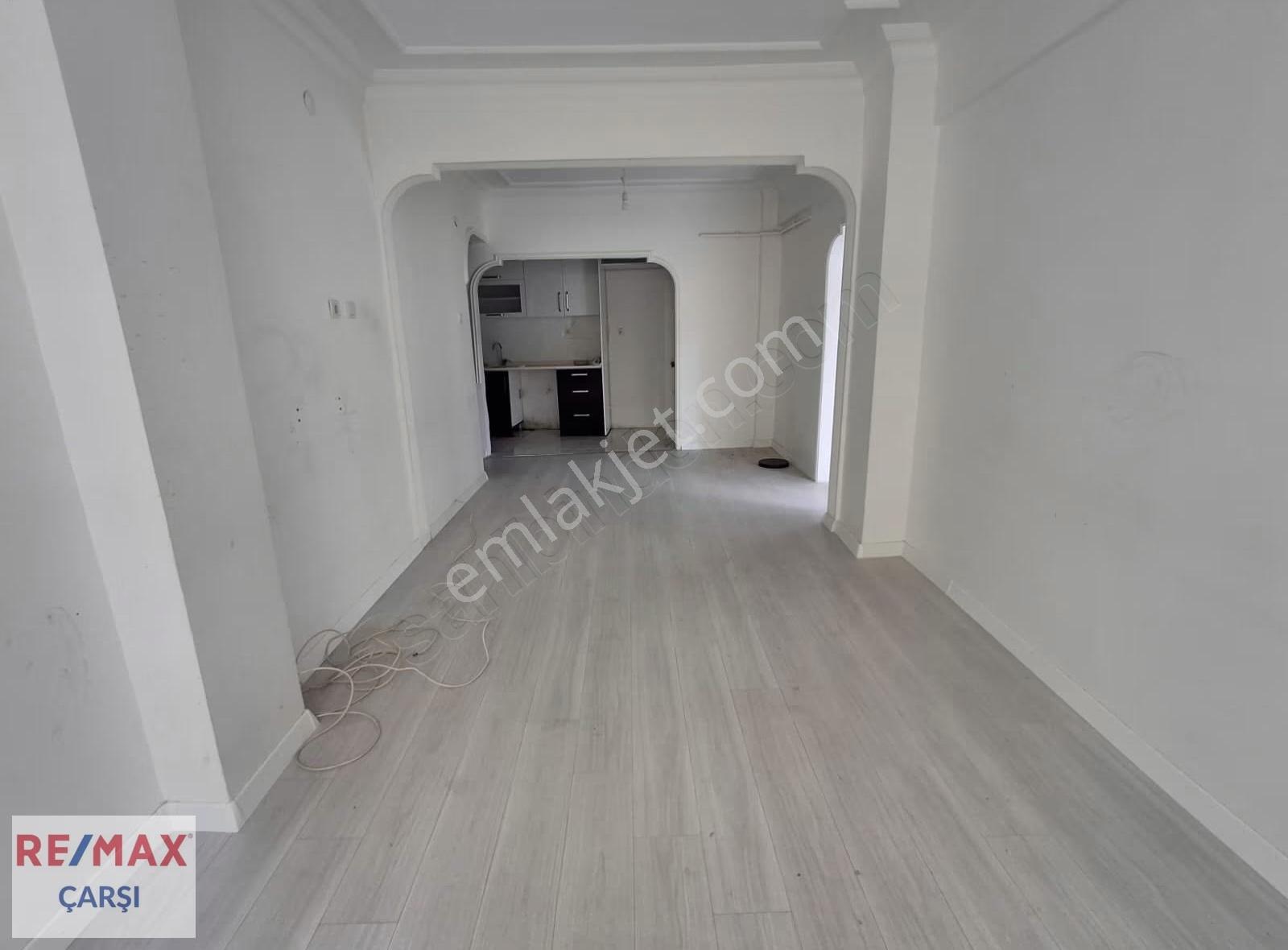 Remax Çarşı'dan Kocaeli İzmit Tam Merkezde Satılık 2+1 Daire - Görsel 10