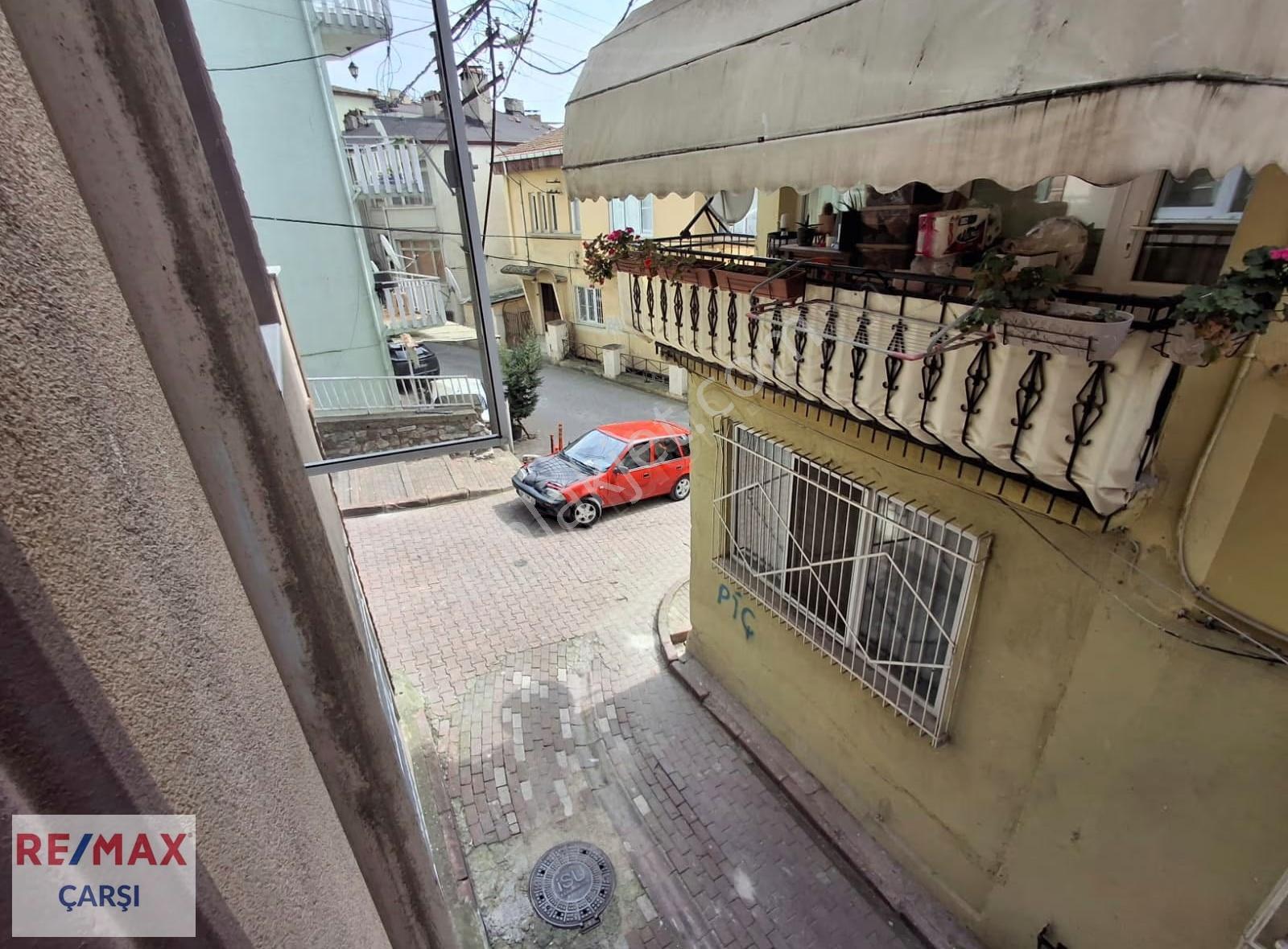 Remax Çarşı'dan Kocaeli İzmit Tam Merkezde Satılık 2+1 Daire - Görsel 24